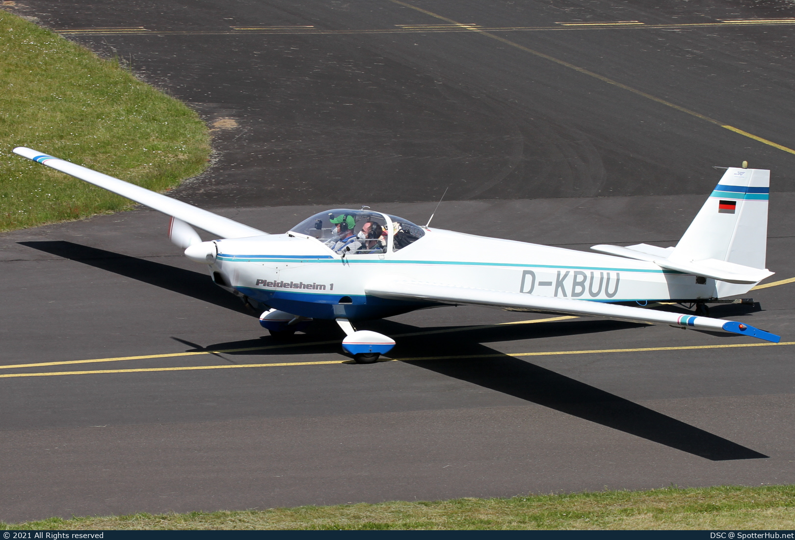 Photo of D-KBUU - Scheibe SF 25C Rotax-Falke operated by Flugsportvereinigung Pleidelsheim
