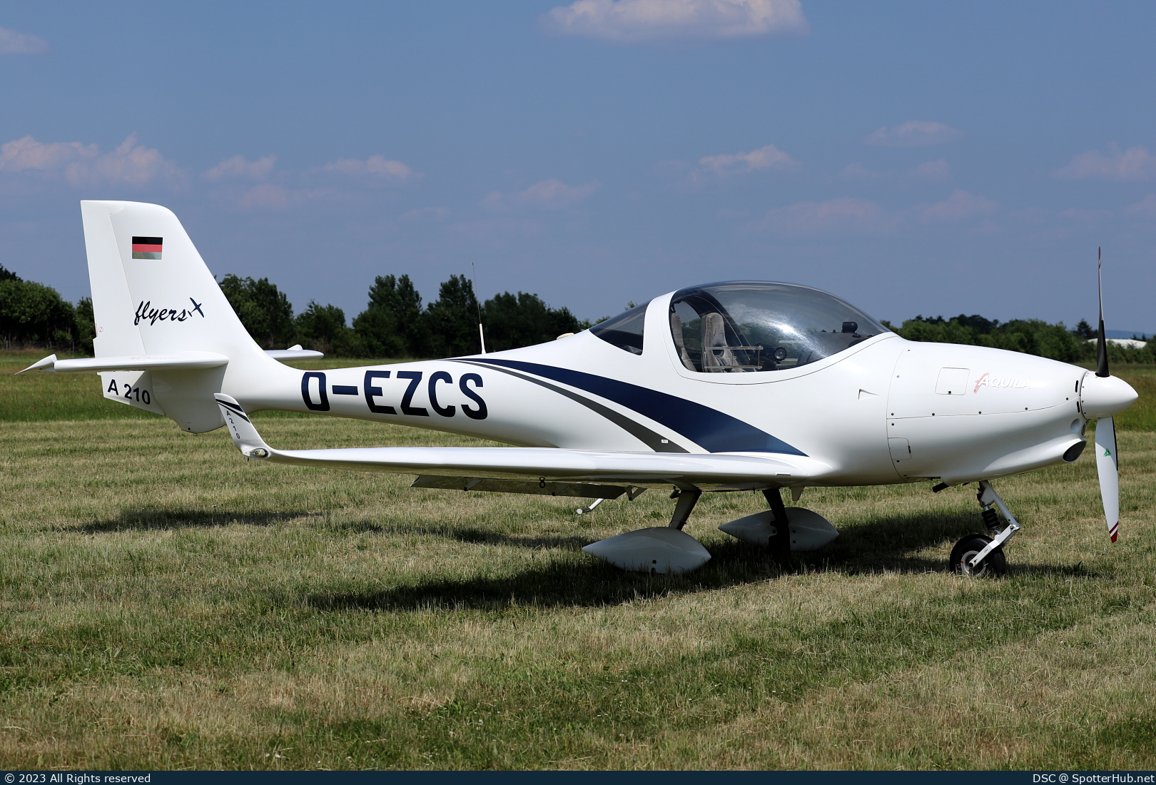 Photo of D-EZCS - Aquila A210 operated by Flugsportclub Aschaffenburg-Großostheim