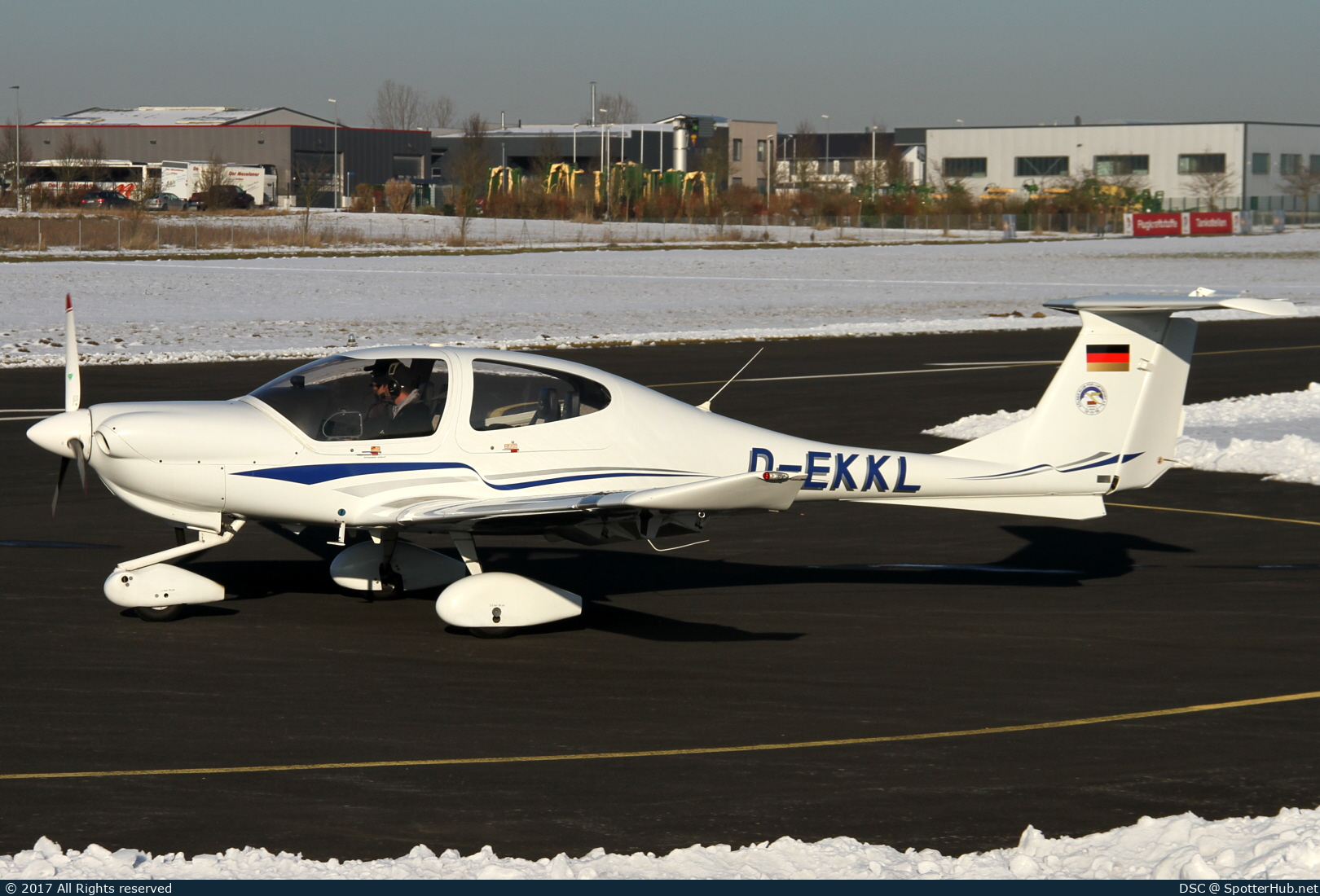 Photo of D-EKKL - Diamond DA40 Diamond Star operated by Kölner Klub für Luftsport