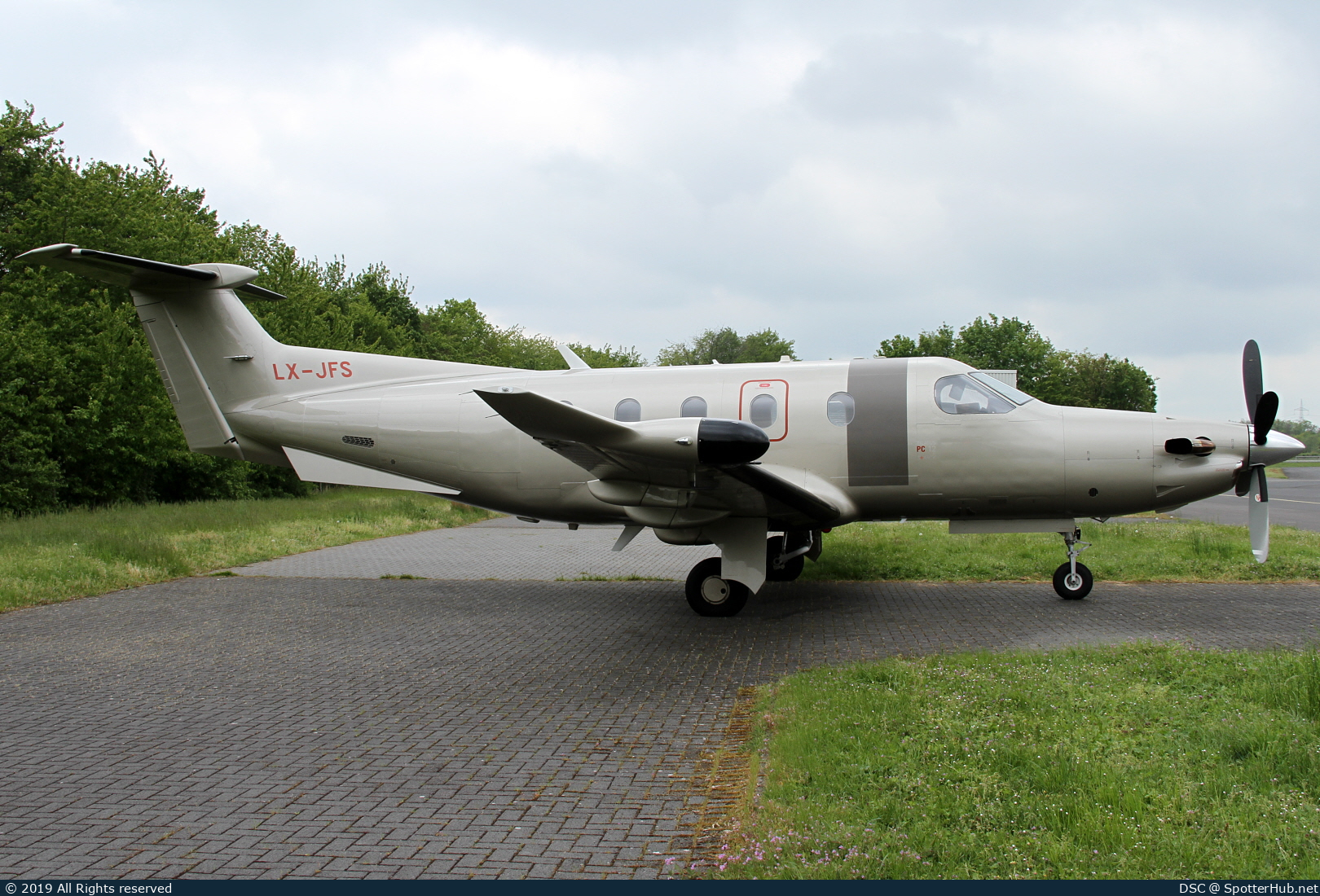 Photo of LX-JFS - Pilatus PC-12 NG operated by Jetfly Aviation