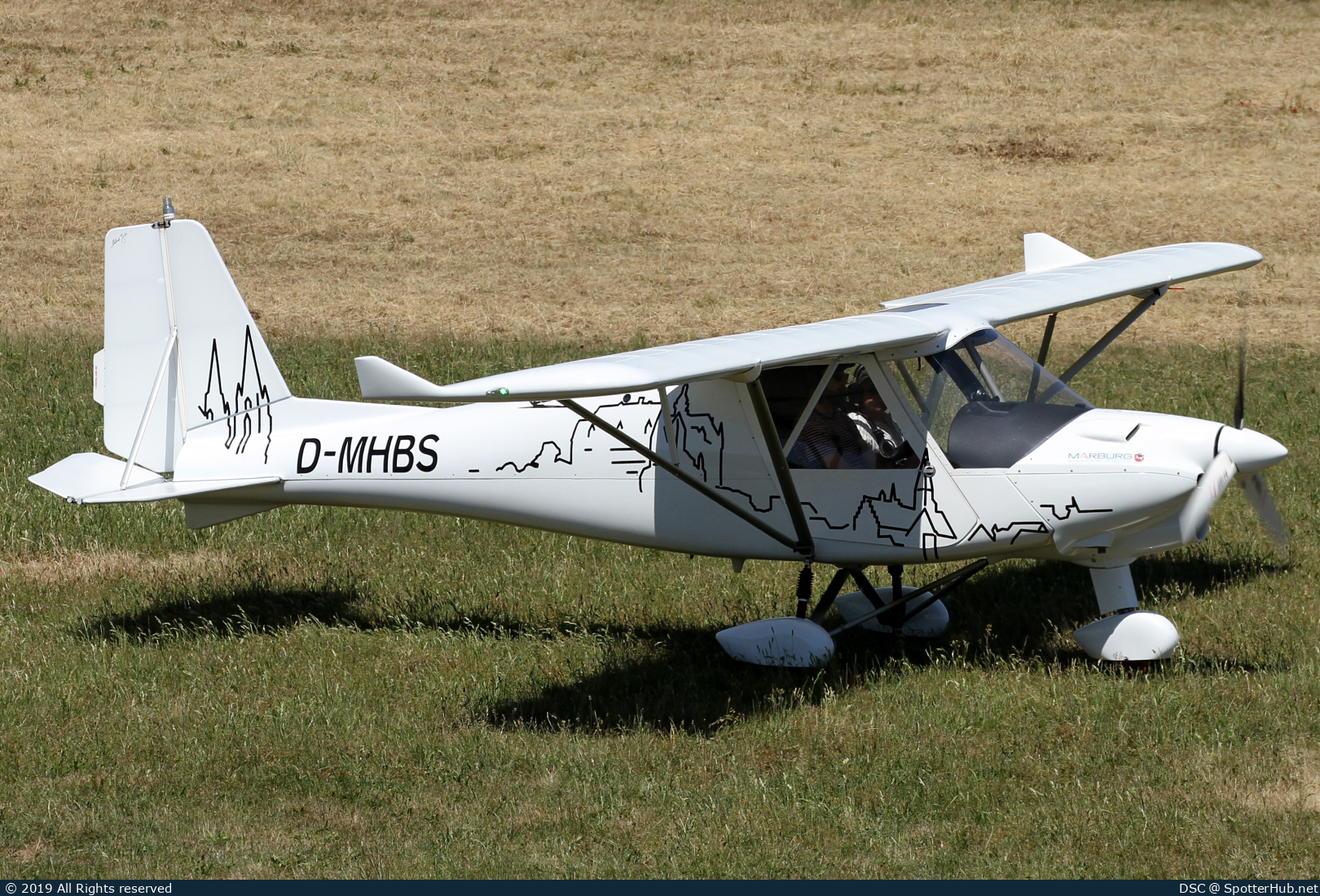 Photo of D-MHBS - Comco Ikarus C42 C operated by Kurhessischer Verein für Luftfahrt