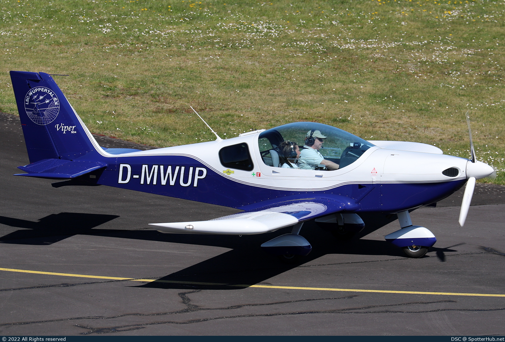 Photo of D-MWUP - Tomark Viper SD4 operated by Luftsportclub Wuppertal