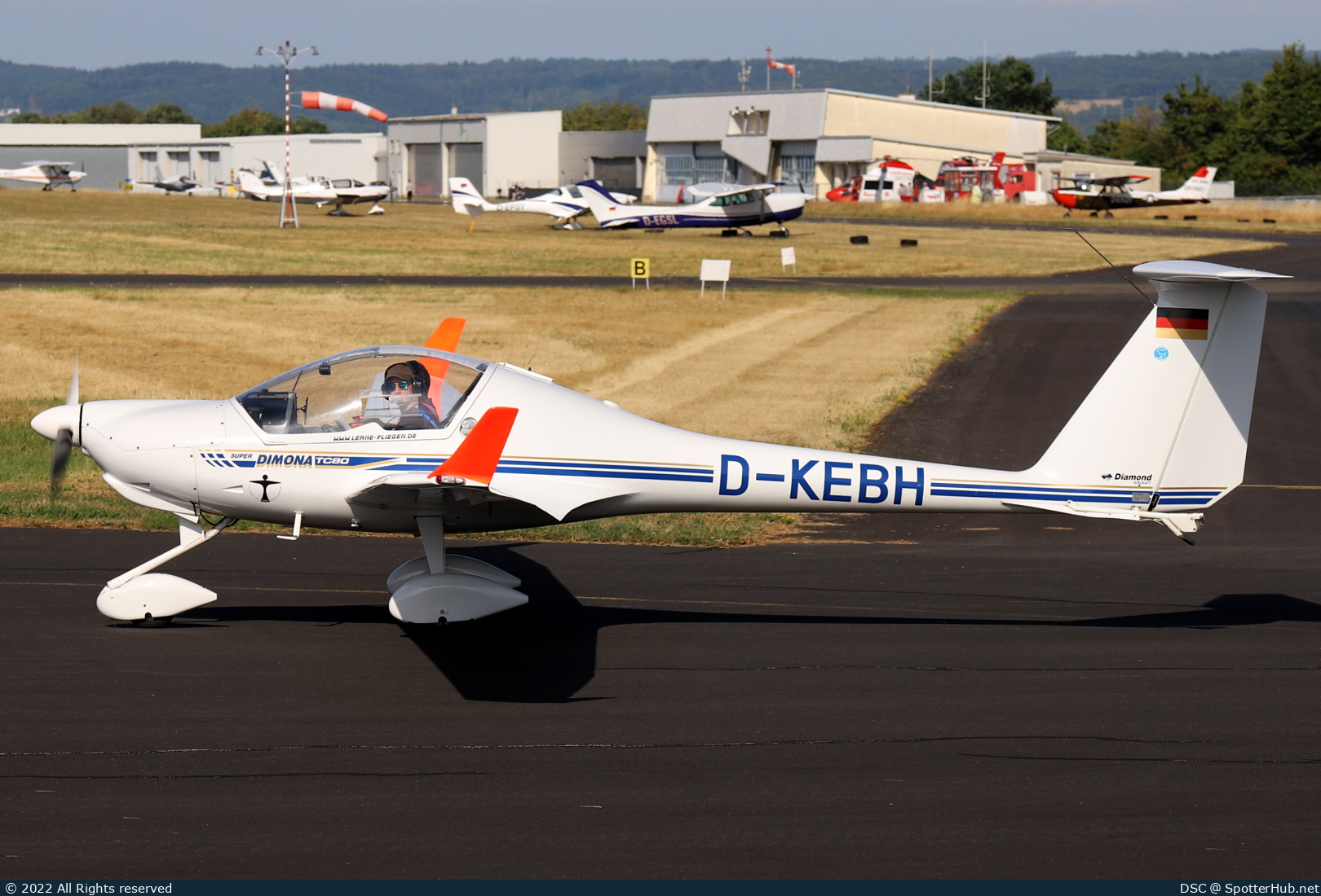 Photo of D-KEBH - Diamond HK36TTC Super Dimona operated by Luftsport-Club Marienberg