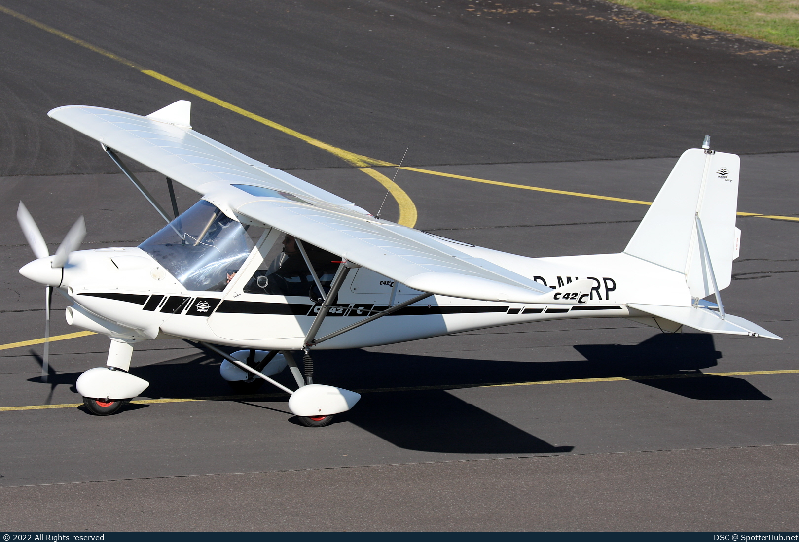 Photo of D-MLRP - Comco Ikarus C42 C operated by Luftsportverein Bad Neuenahr-Ahrweiler