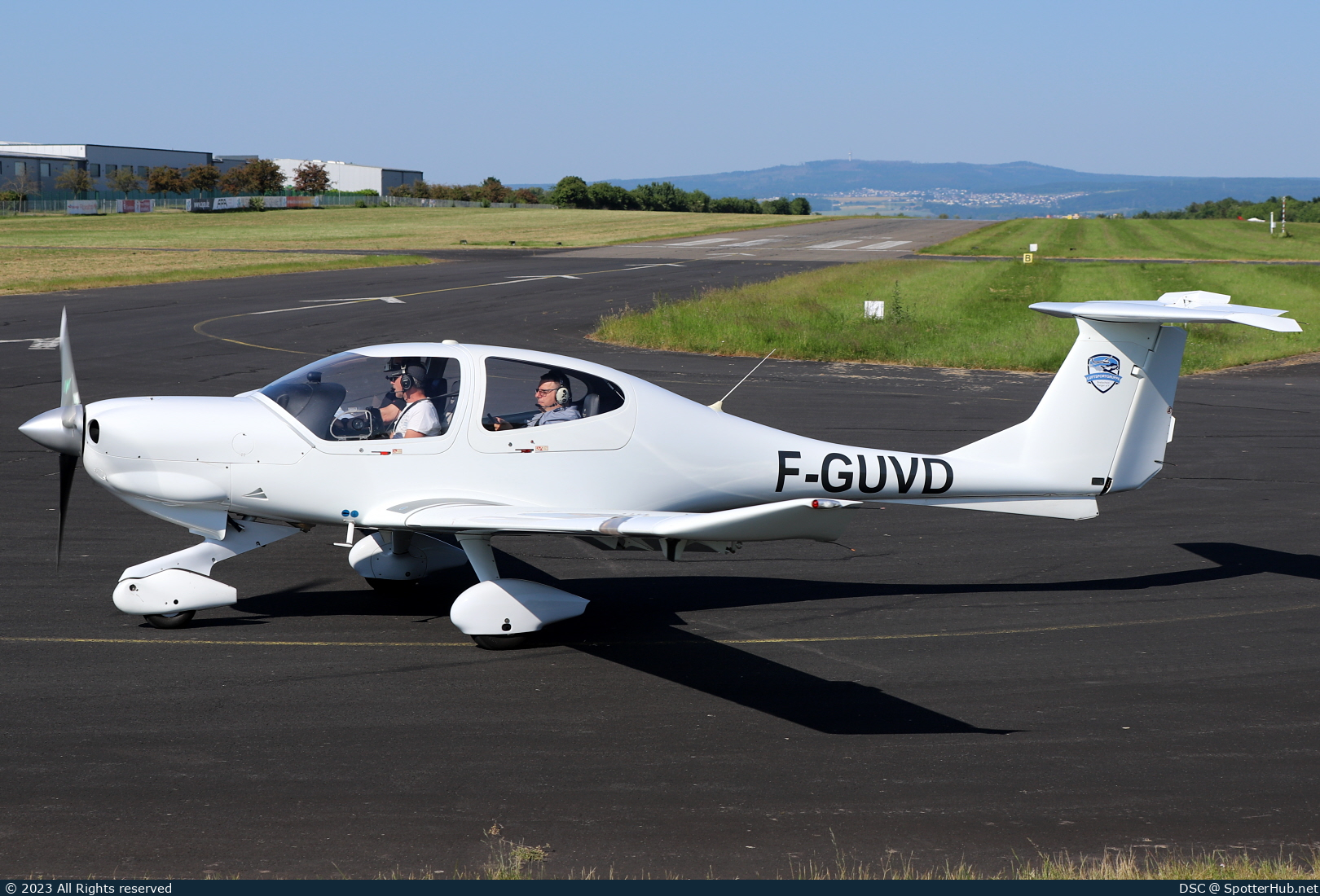 Photo of F-GUVD - Diamond DA40 Diamond Star TDI operated by Luftsportgruppe Breitscheid-Haiger