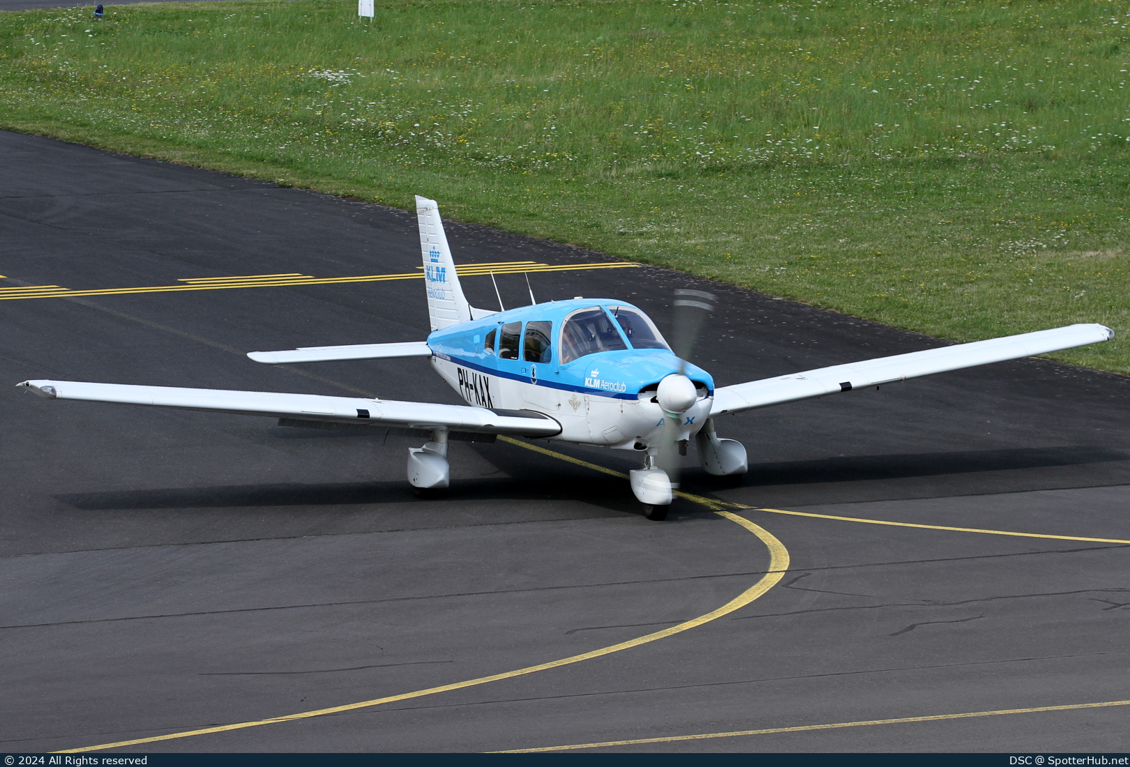Photo of PH-KAX - Piper PA-28-181 Archer II operated by KLM Aeroclub