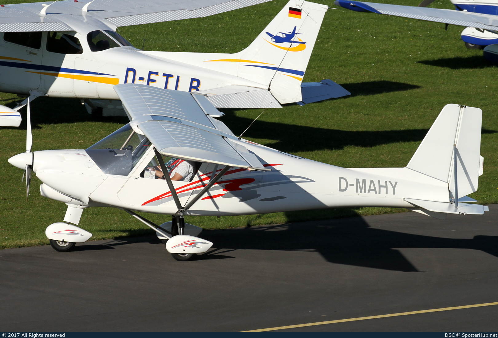 Photo of D-MAHY - Comco Ikarus C42 operated by Luftsportverein Rossfeld