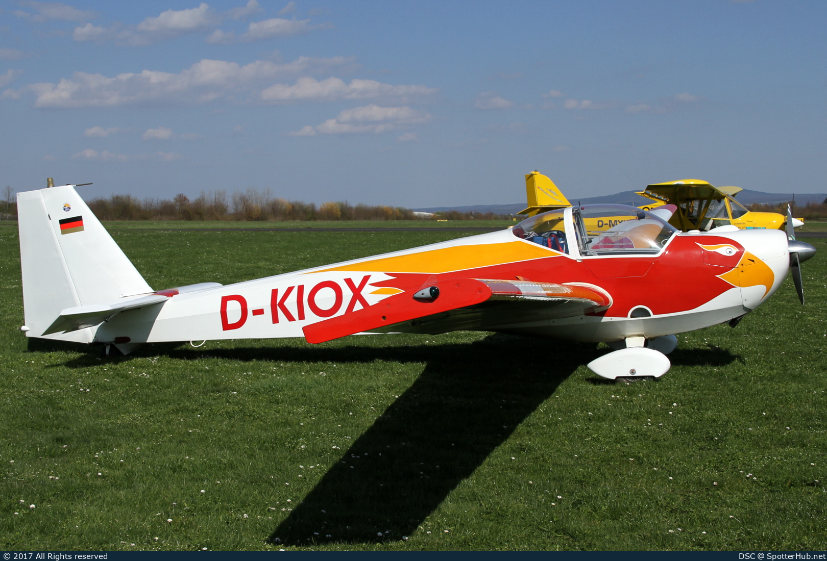 Photo of D-KIOX - Scheibe SF 25C Falke 2000 operated by Luftsportgemeinschaft Siebengebirge