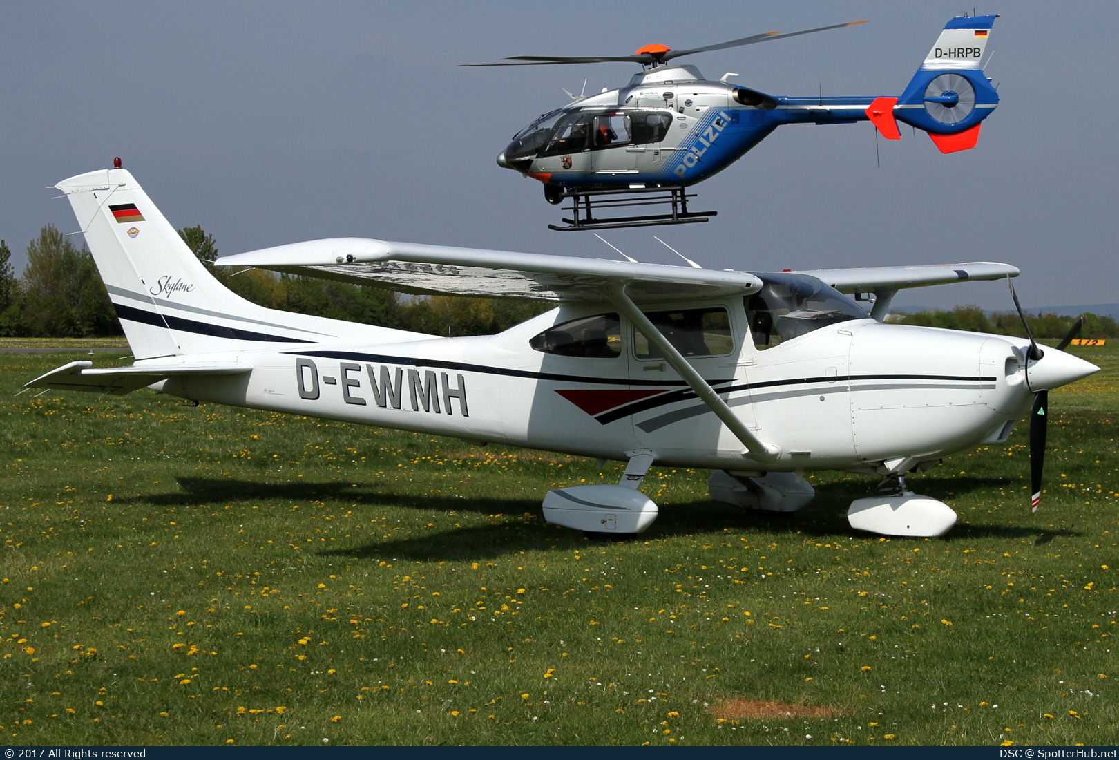 Photo of D-EWMH - Cessna 182S Skylane operated by Motorfliegerclub Schwäbisch Hall