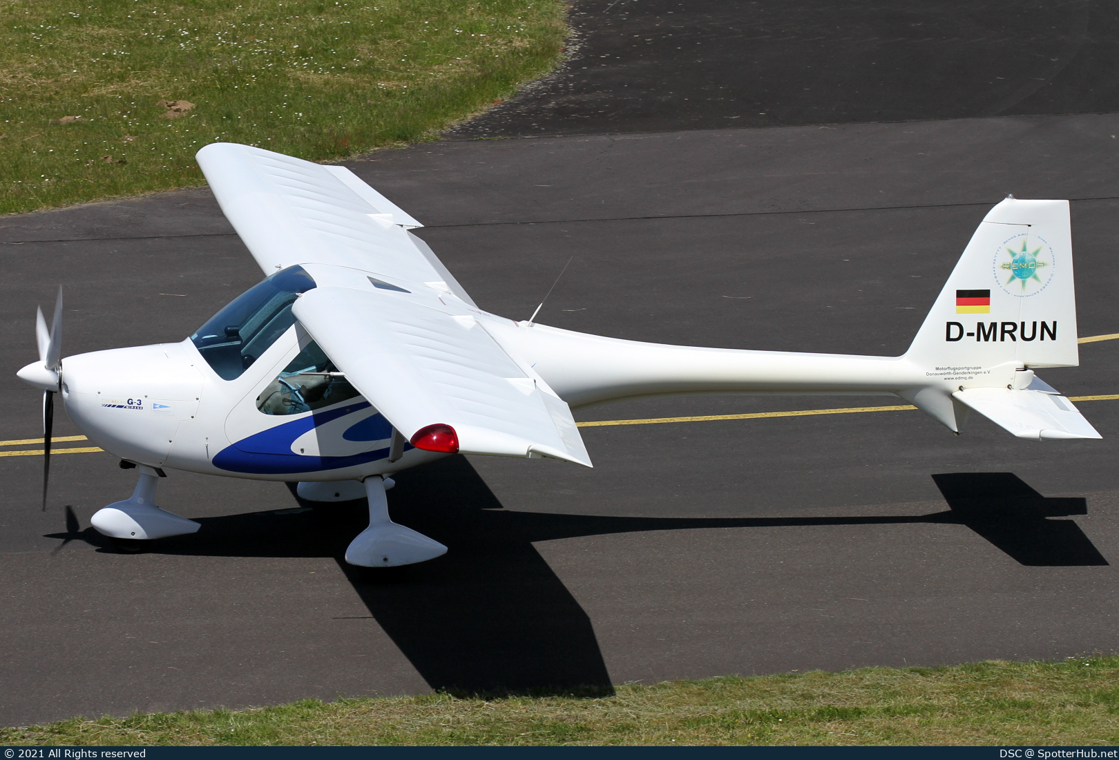 Photo of D-MRUN - Remos G3/600 Mirage operated by Motorflugsportgruppe Donauwörth-Genderkingen