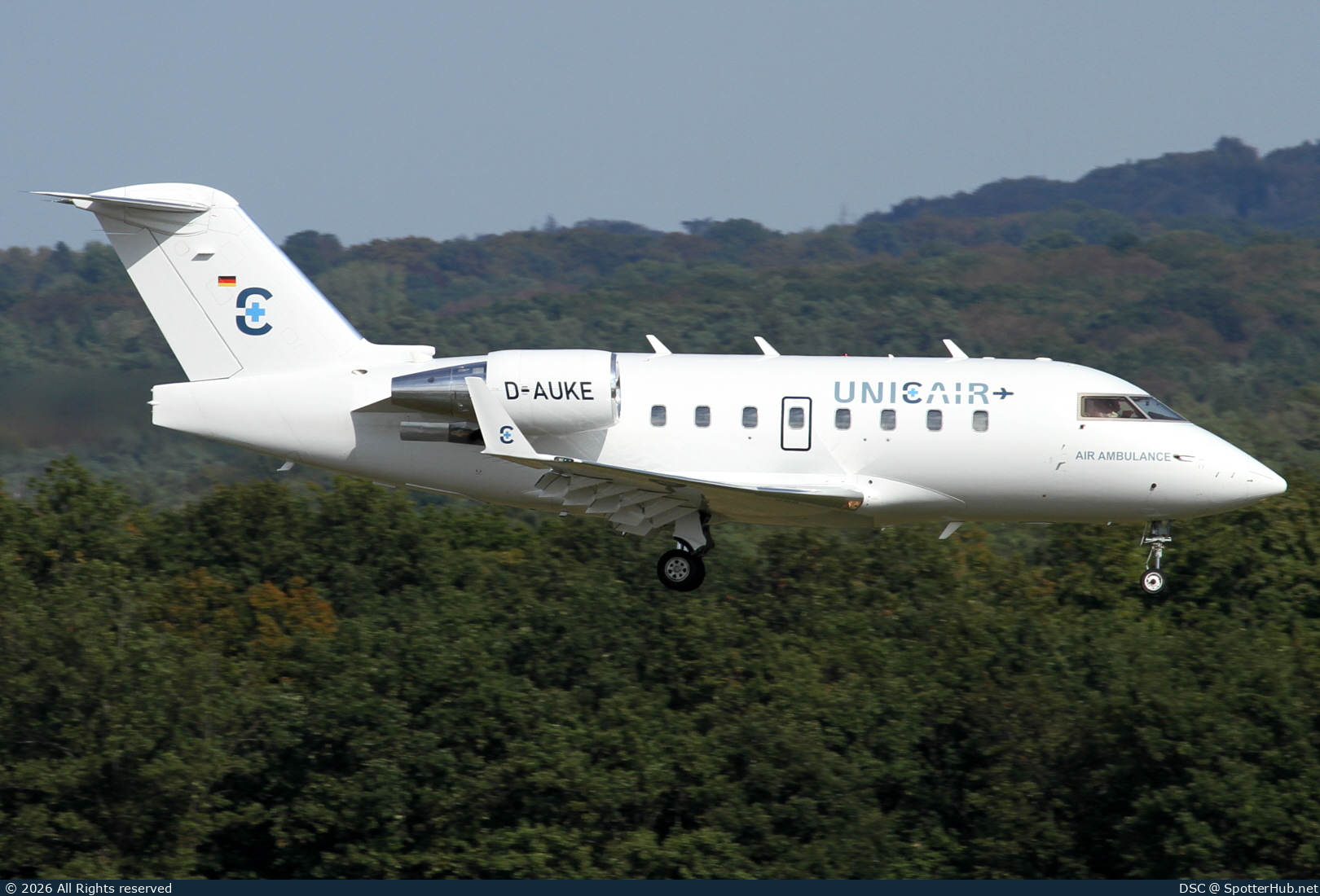 Photo of D-AUKE - Bombardier Challenger 604 operated by Unicair