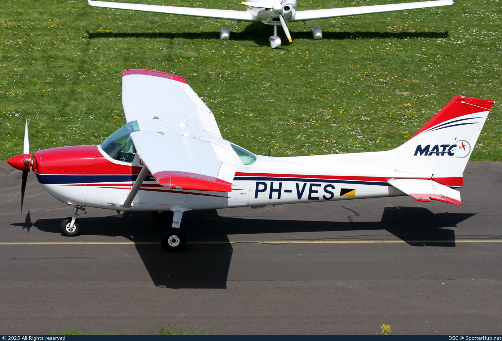 Photo of PH-VES - Reims-Cessna F172P Skyhawk II operated by MATC Mission Aviation Training Centre