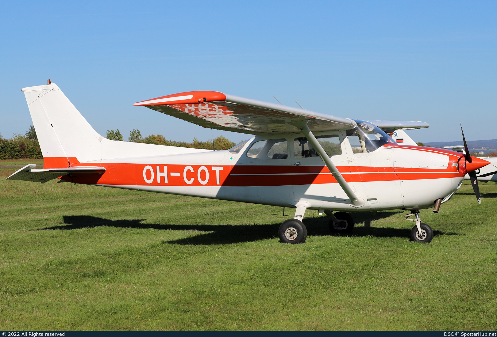 Photo of OH-COT - Cessna 172N Skyhawk II operated by Motorflugschule Egelsbach