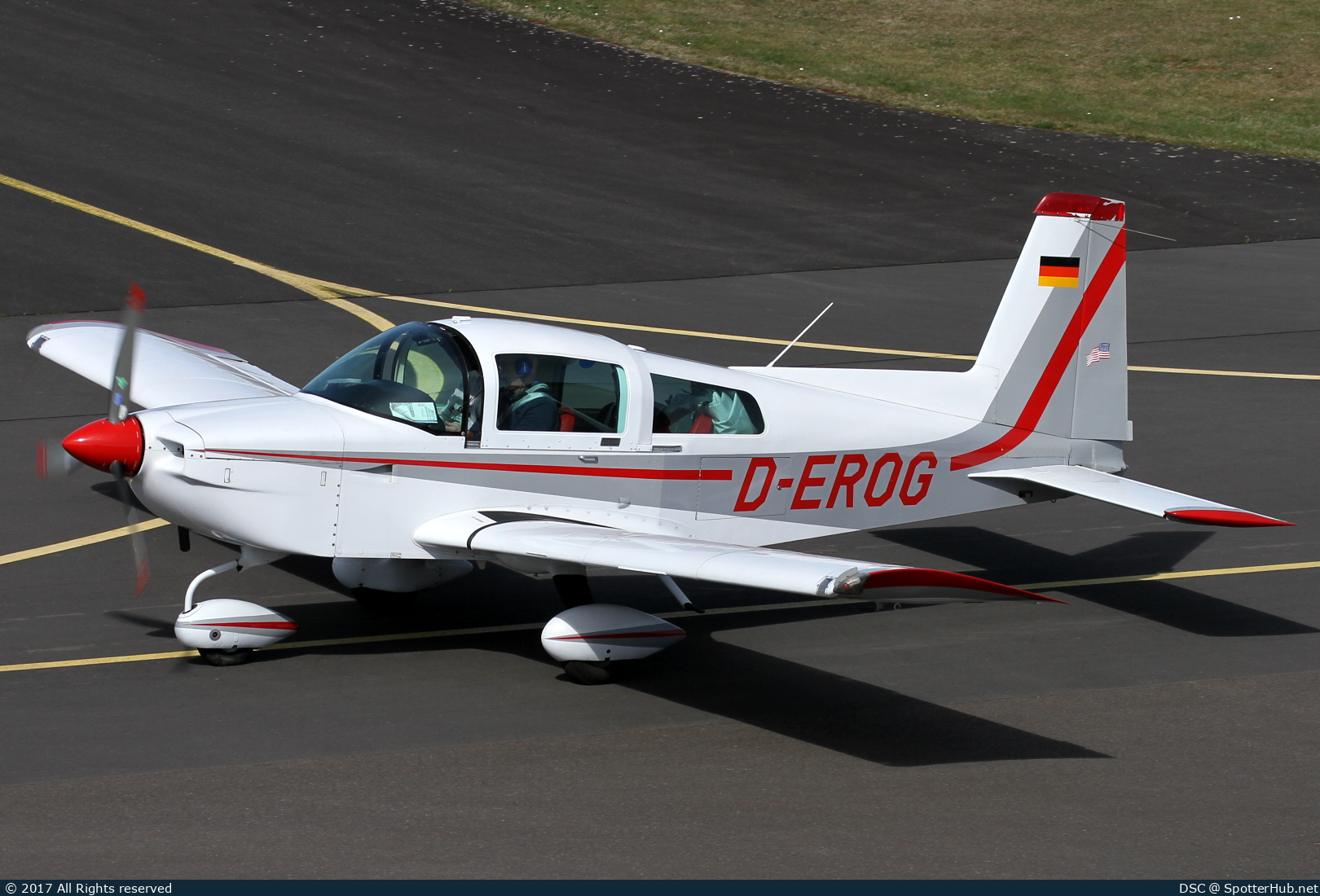 Photo of D-EROG - American General AG-5B Tiger operated by Private