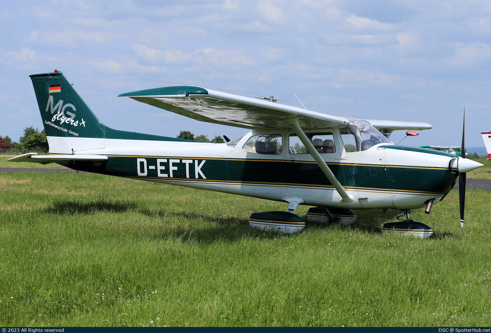 Photo of D-EFTK - Reims-Cessna F172M Skyhawk operated by MG flyers