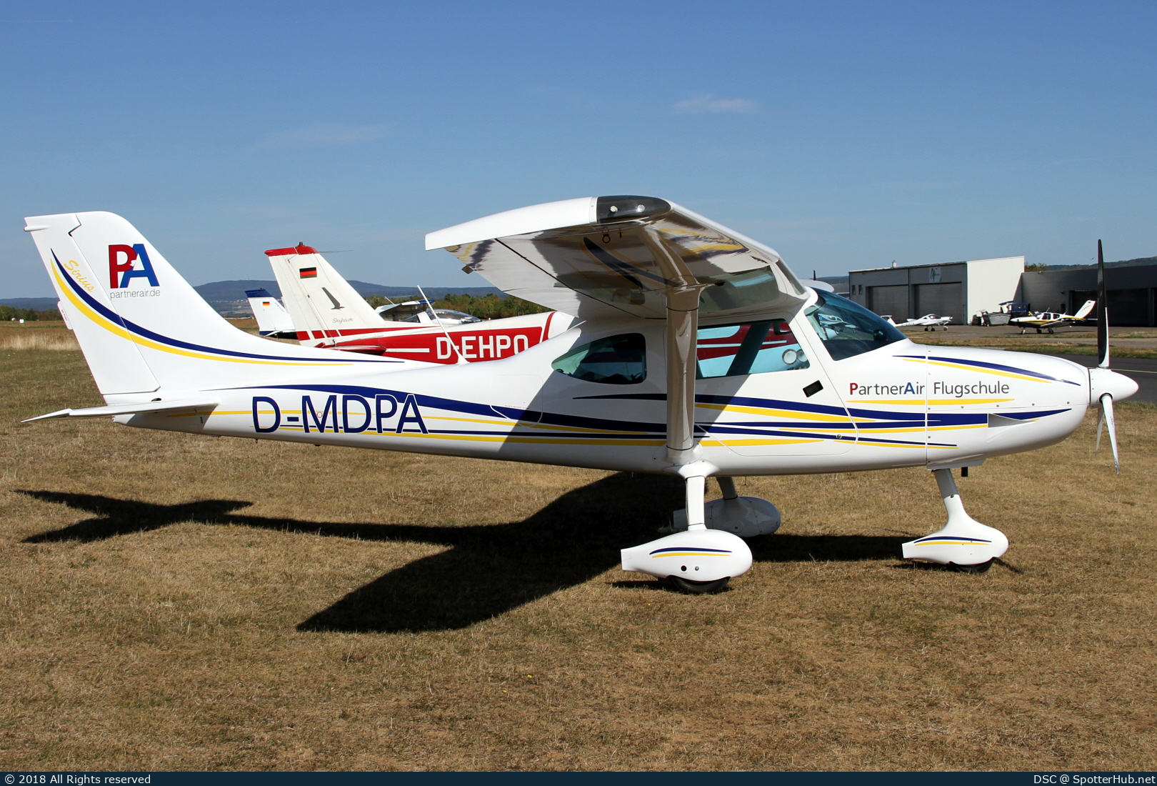 Photo of D-MDPA - TL Ultralight TL-3000 Sirius operated by PartnerAir