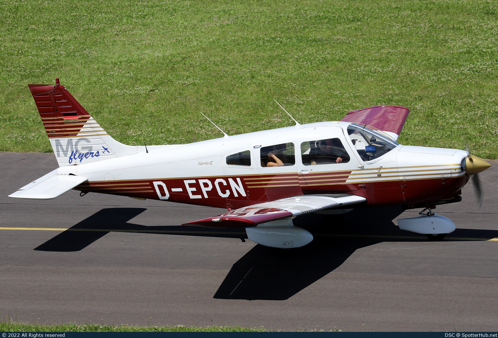 Photo of D-EPCN - Piper PA-28-161 Warrior II operated by MG flyers