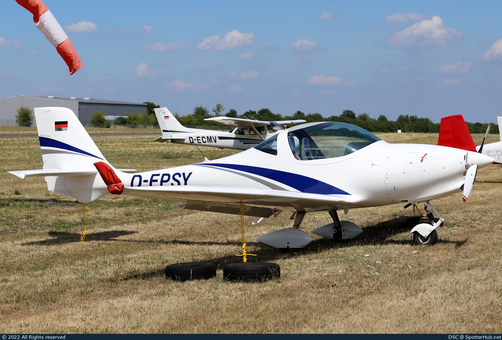 Photo of D-EPSY - Aquila A210 operated by Luftsportring Aalen