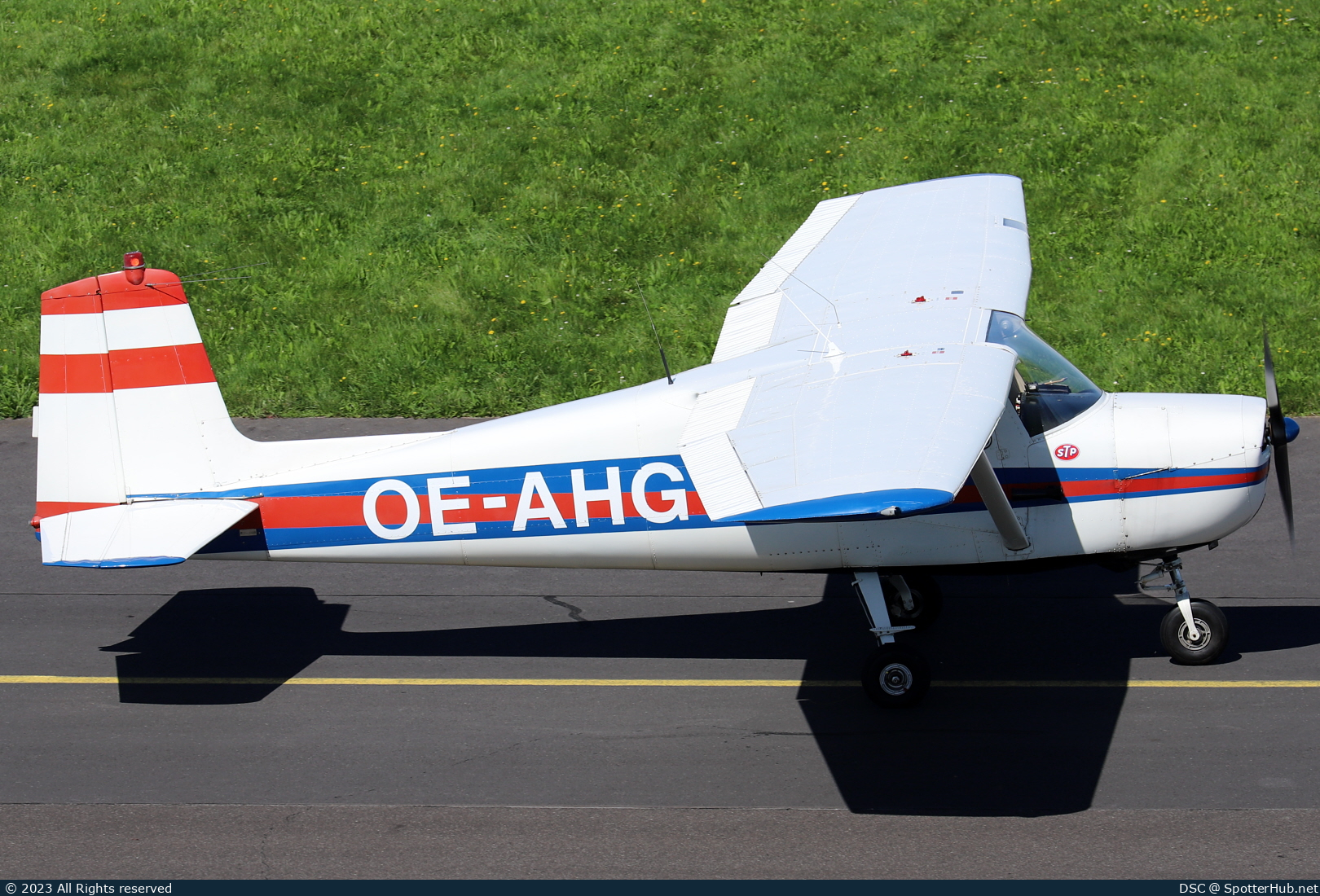 Photo of OE-AHG - Cessna 150 operated by Private