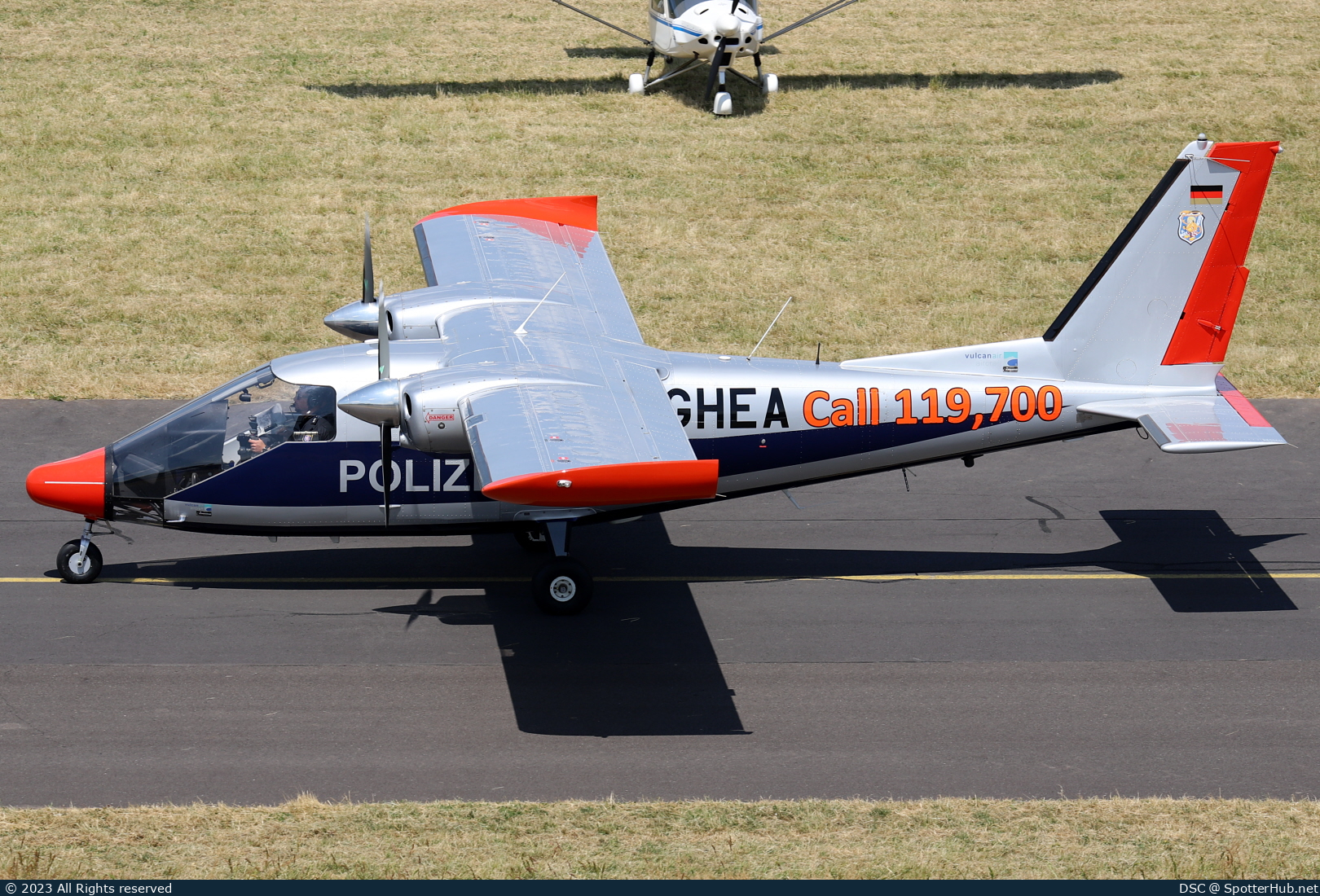 Photo of D-GHEA - Vulcanair P.68 Observer 2 operated by German Police - Polizeifliegerstaffel Hessen