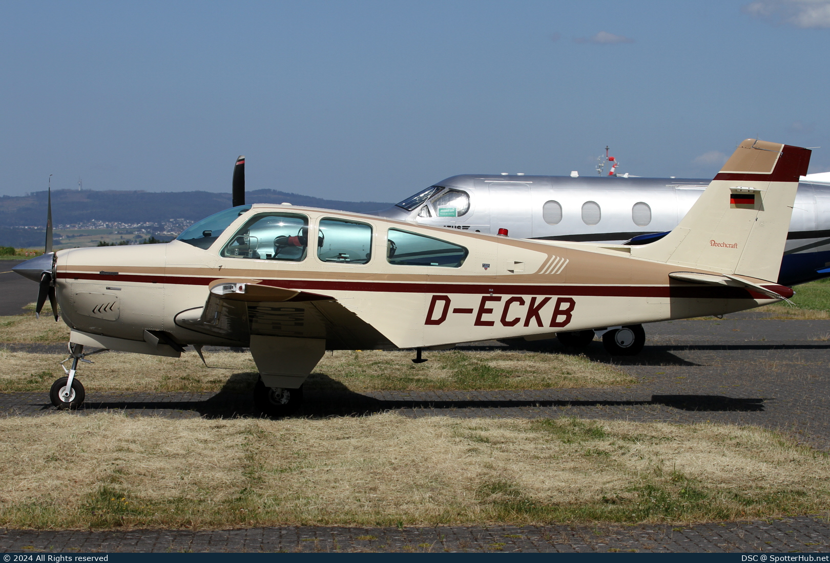 Photo of D-ECKB - Beechcraft F33A Bonanza operated by Private