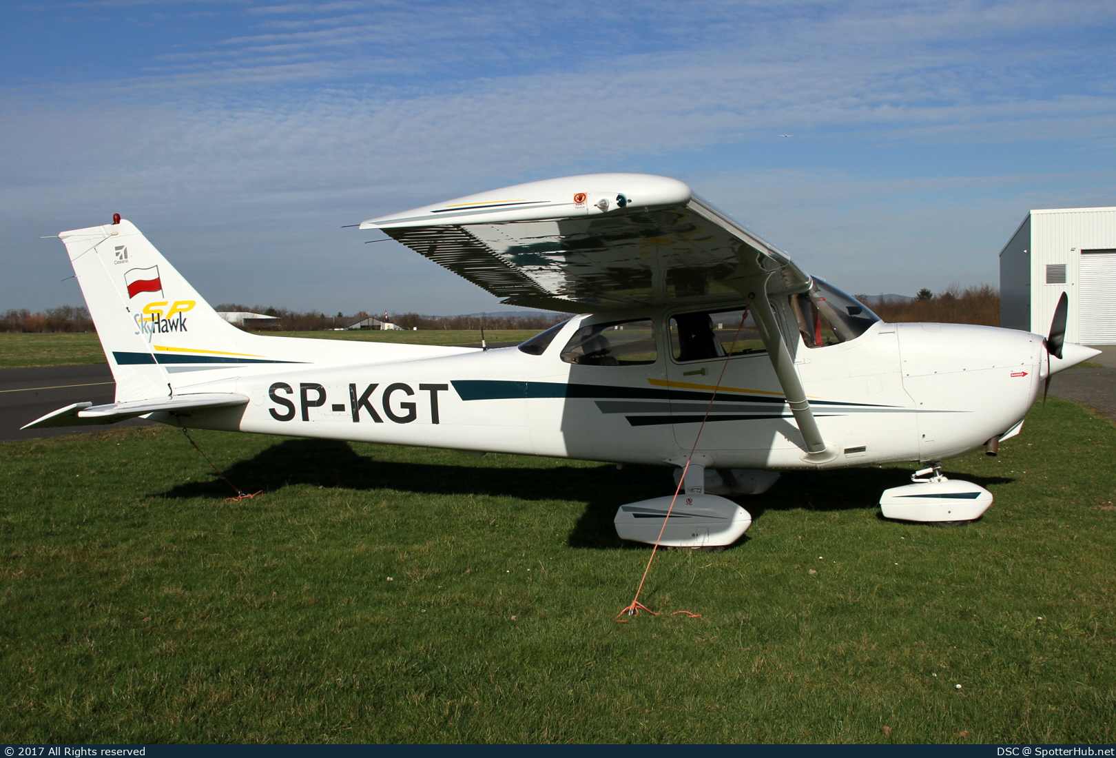 Photo of SP-KGT - Cessna 172S Skyhawk SP operated by Private
