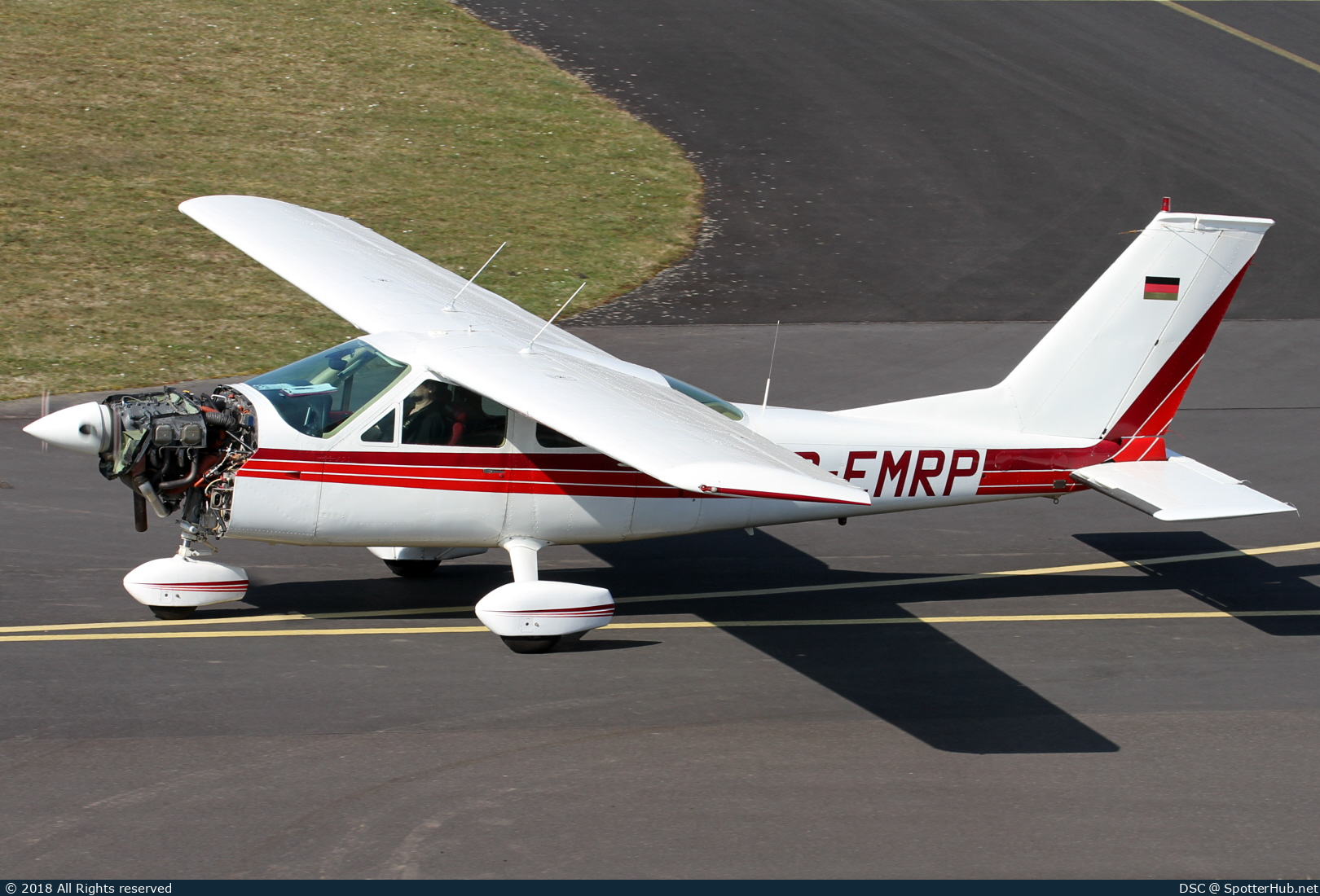 Photo of D-EMRP - Cessna 177B Cardinal operated by Private