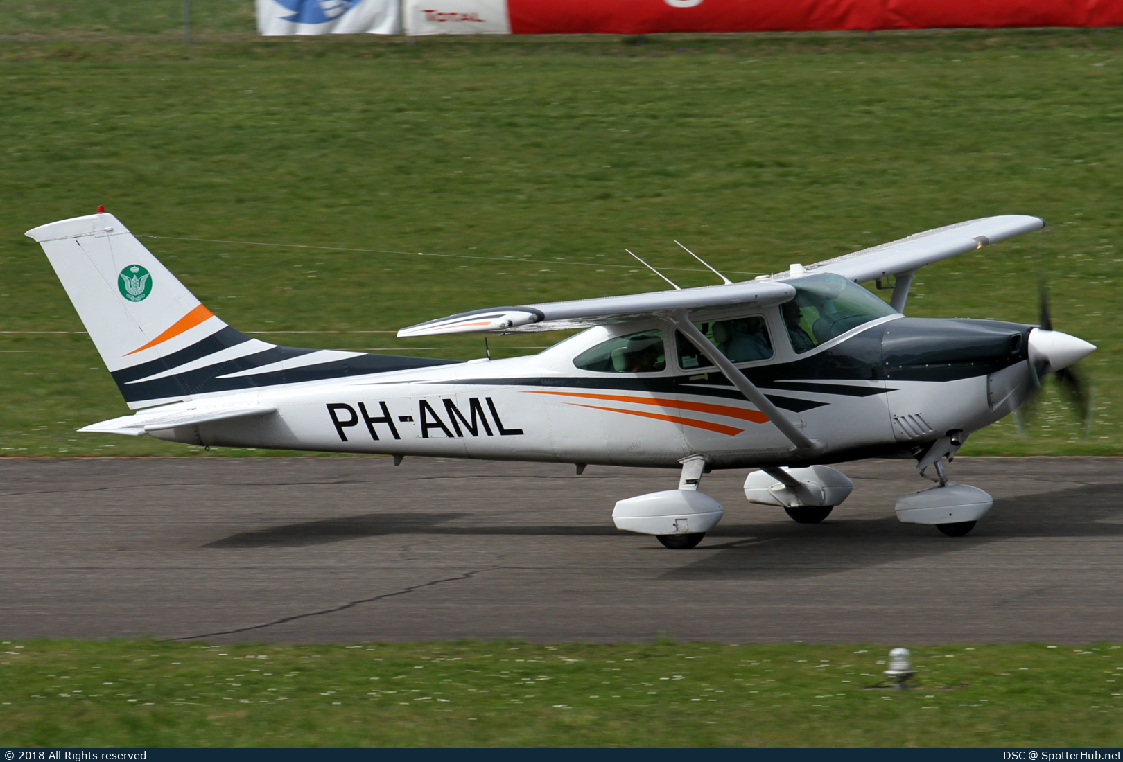 Photo of PH-AML - Cessna 182R Skylane II operated by Private