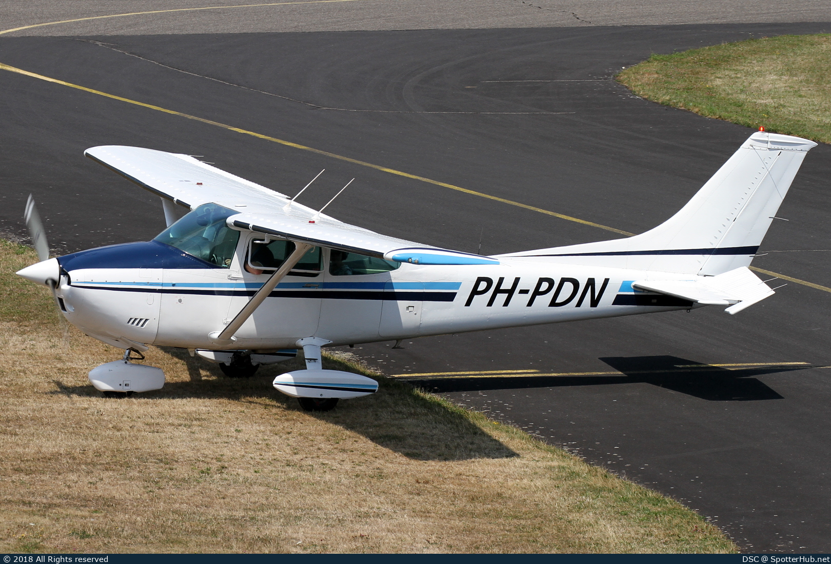 Photo of PH-PDN - Cessna 182P Skylane operated by Private