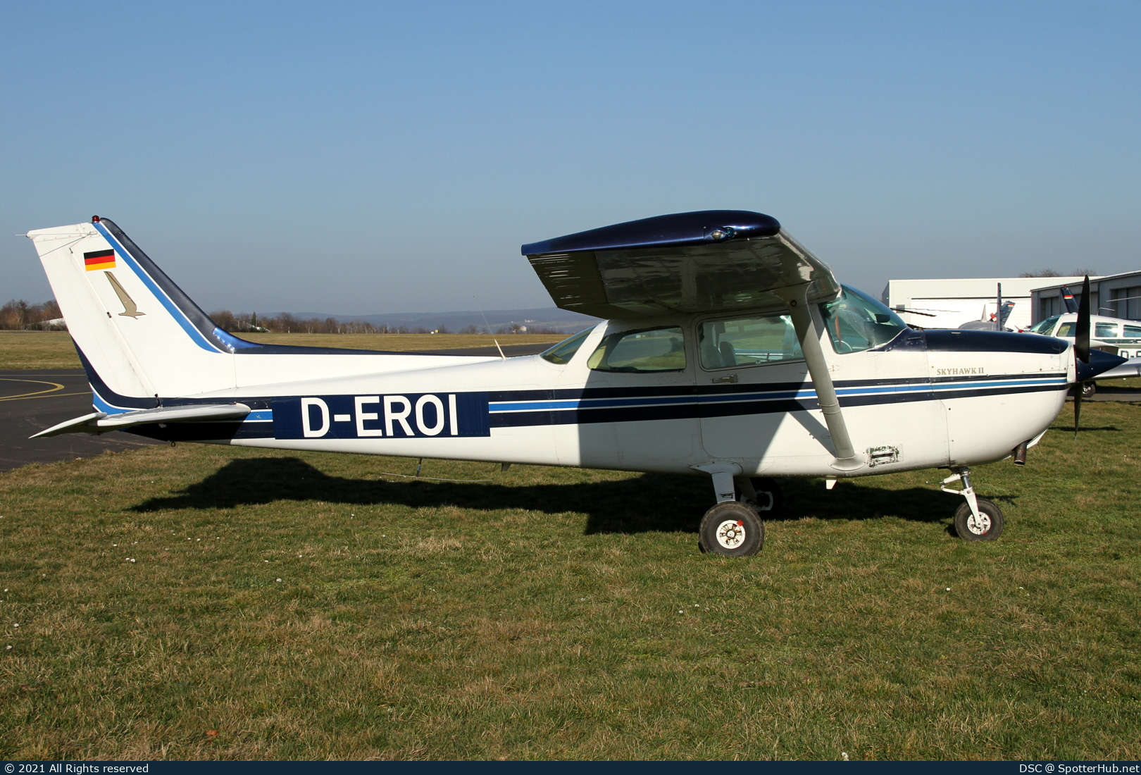 Photo of D-EROI - Cessna 172P Skyhawk II operated by Private