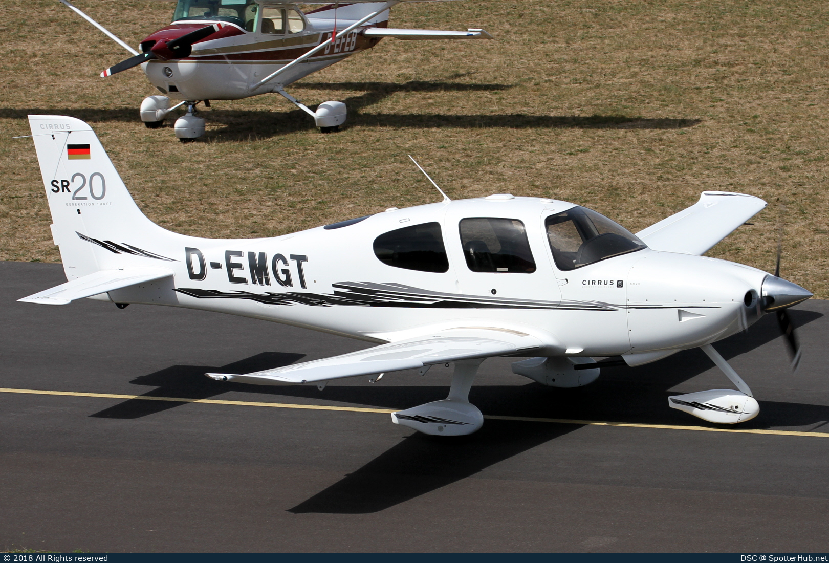 Photo of D-EMGT - Cirrus SR20 G3 operated by Hanseatischer Fliegerclub Hamburg
