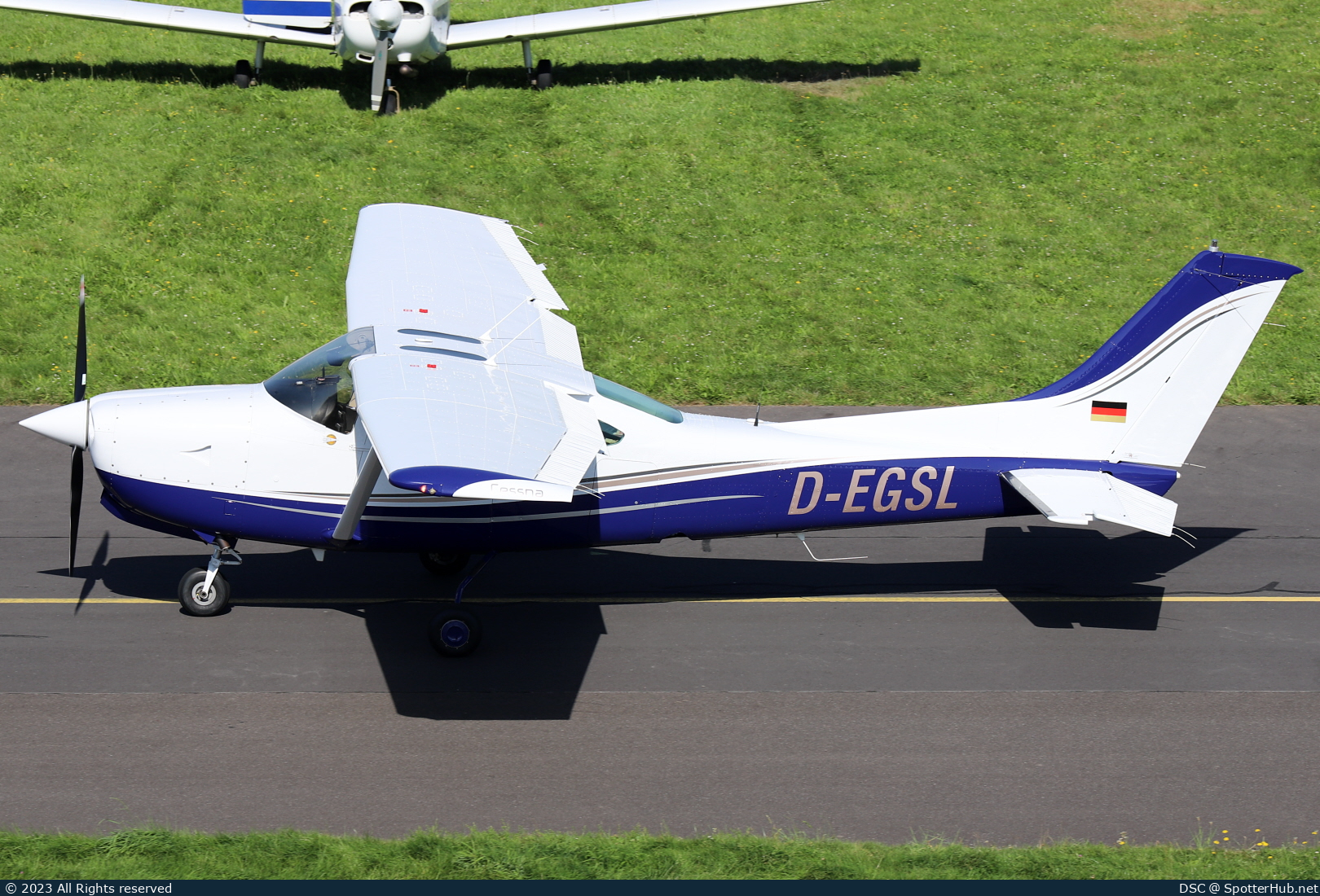 Photo of D-EGSL - Cessna R182 Skylane RG operated by Private