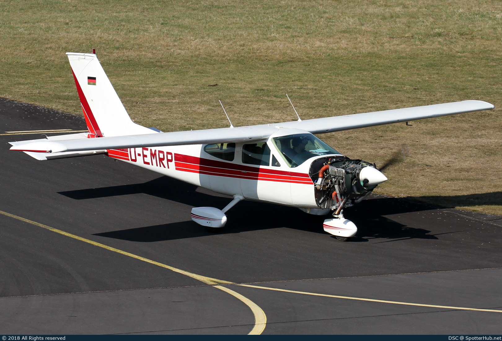 Photo of D-EMRP - Cessna 177B Cardinal operated by Private