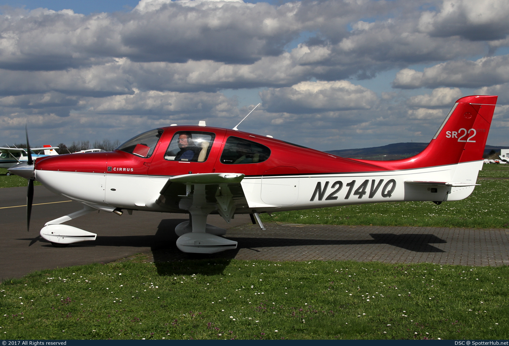 Photo of N214VQ - Cirrus SR22 G3 GTS operated by Private