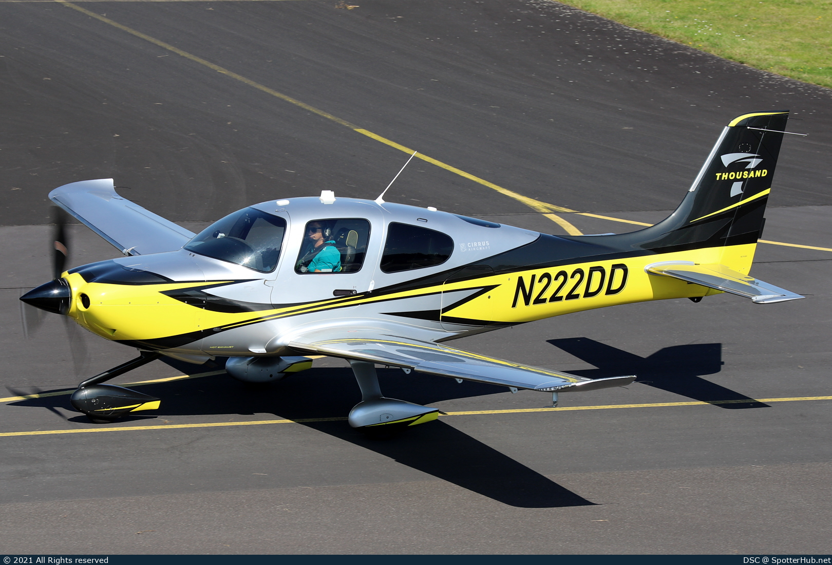 Photo of N222DD - Cirrus SR22T G6 operated by Panorama Air