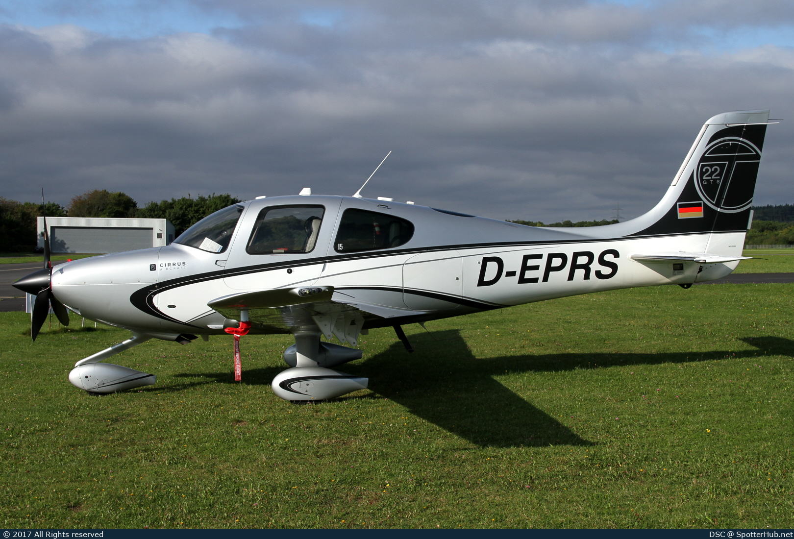 Photo of D-EPRS - Cirrus SR22T G5 GTS operated by Private