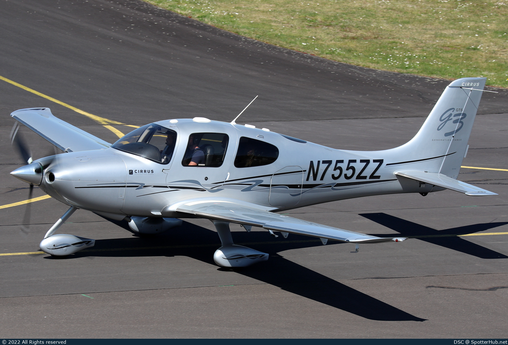 Photo of N755ZZ - Cirrus SR22 G3 GTS operated by Private