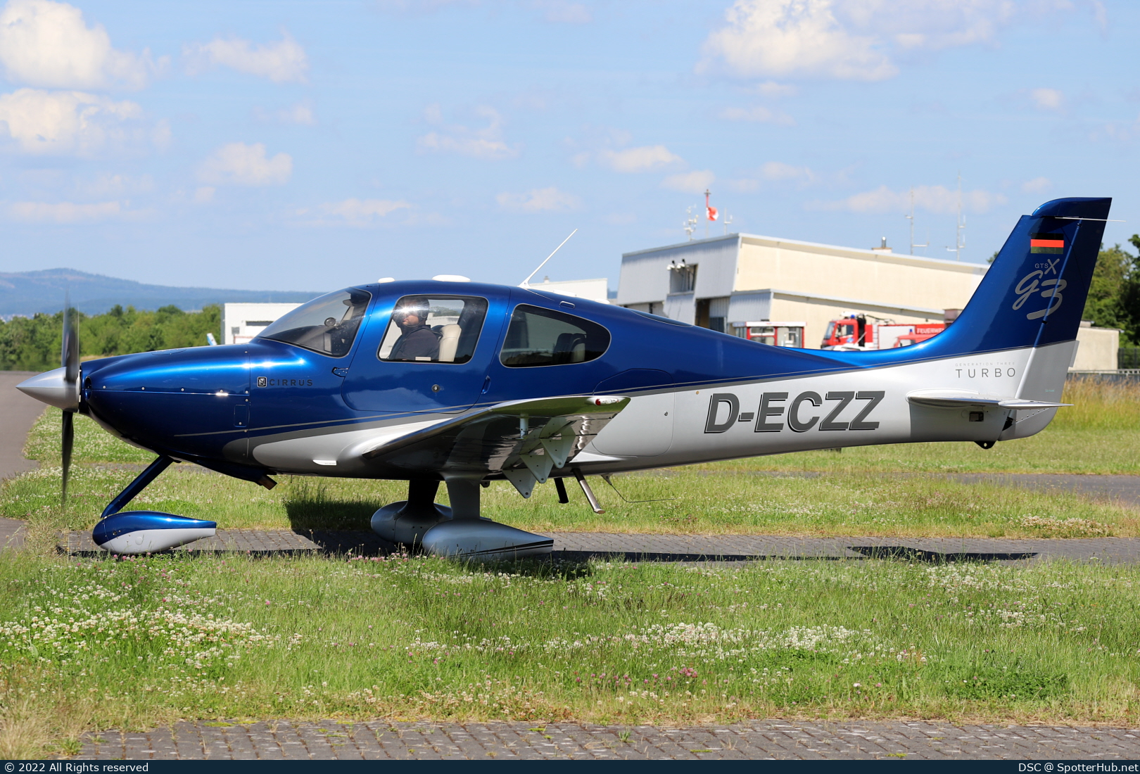 Photo of D-ECZZ - Cirrus SR22 G3 GTSx operated by Private