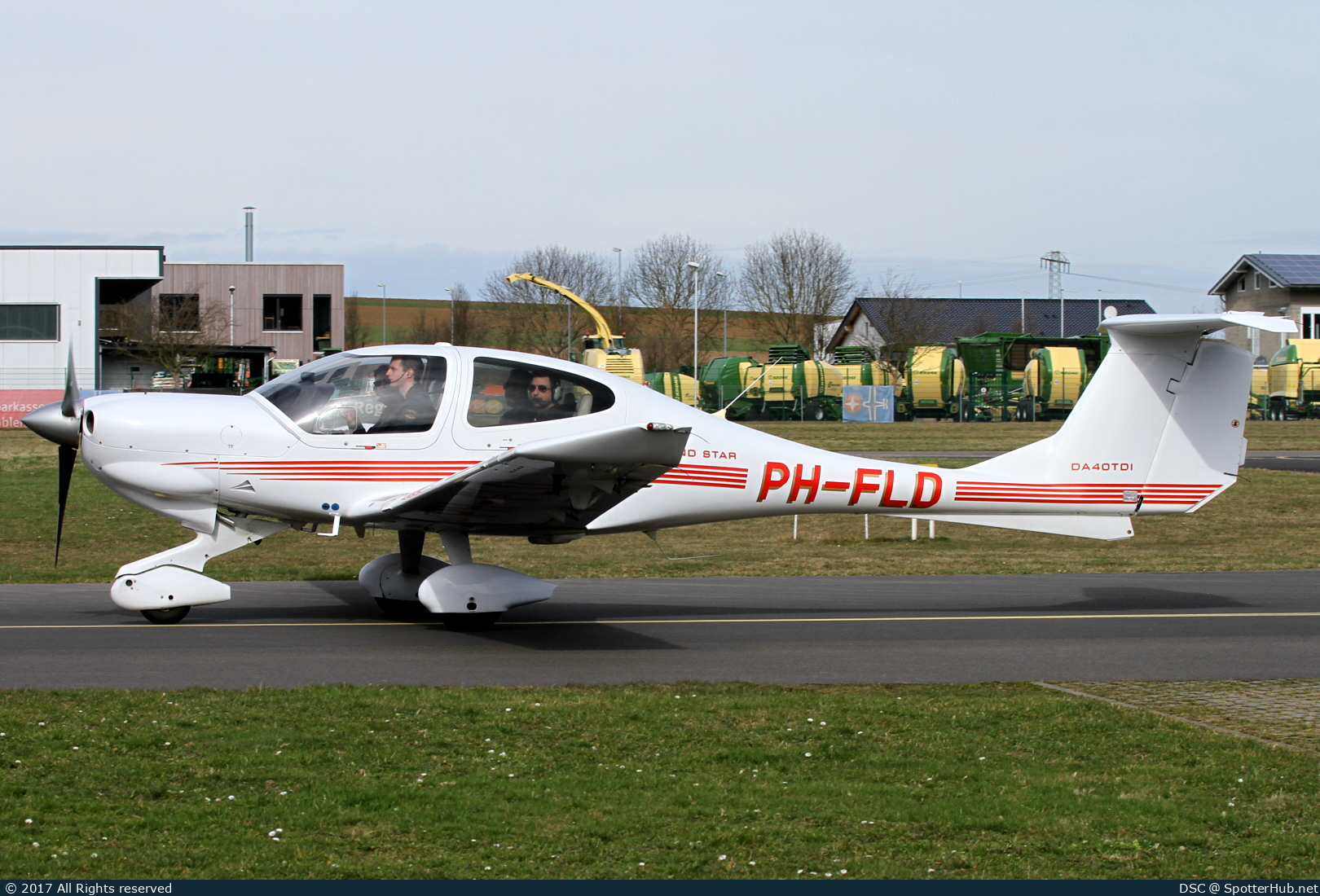 Photo of PH-FLD - Diamond DA40 Diamond Star TDI operated by Stichting Diamond Flyers