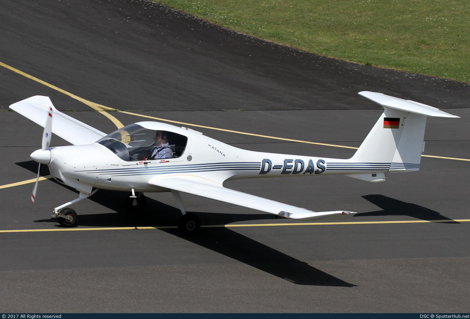 Photo of D-EDAS - Diamond DA20-A1 Katana operated by Private