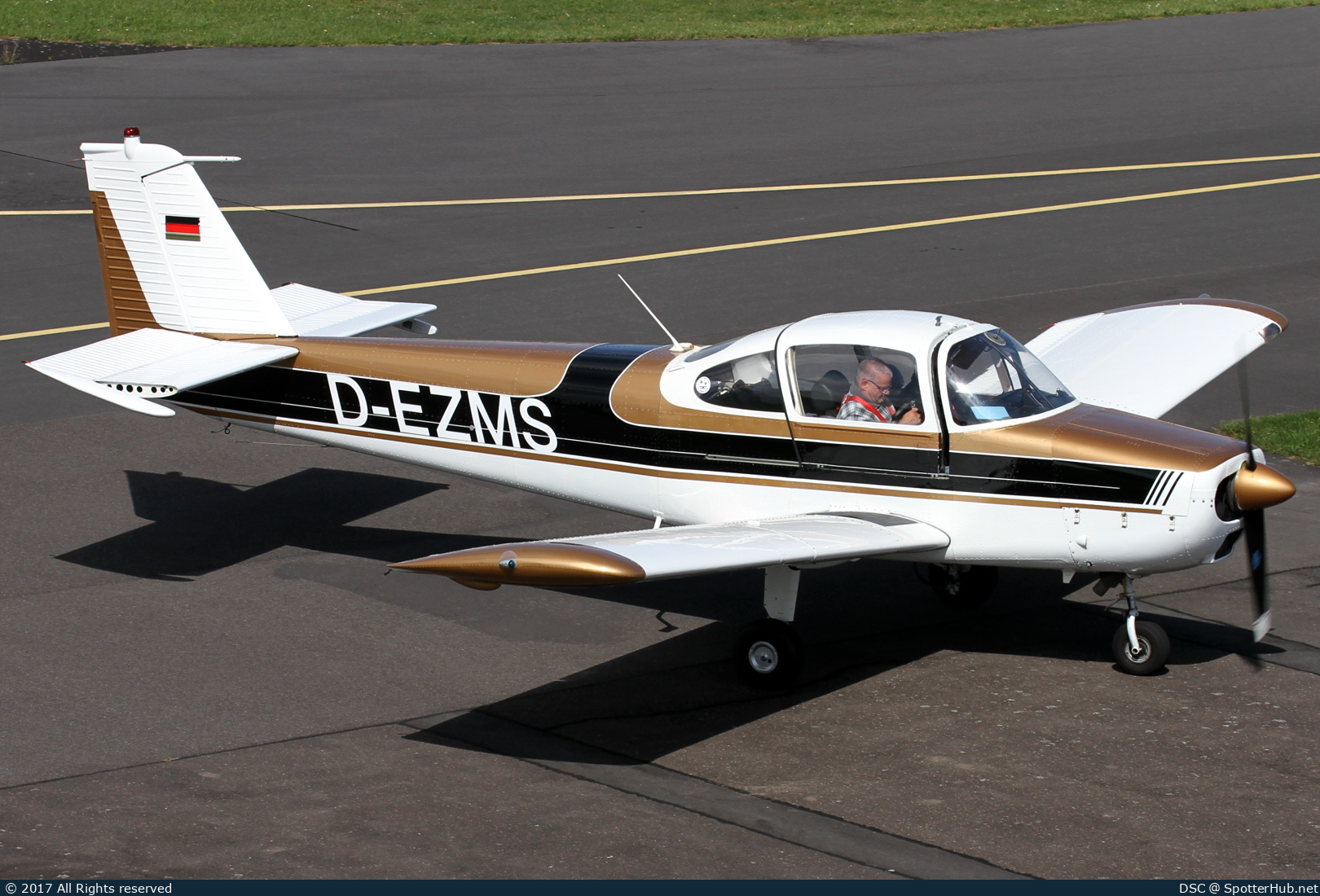 Photo of D-EZMS - Fuji FA-200-160 Aero Subaru operated by Private