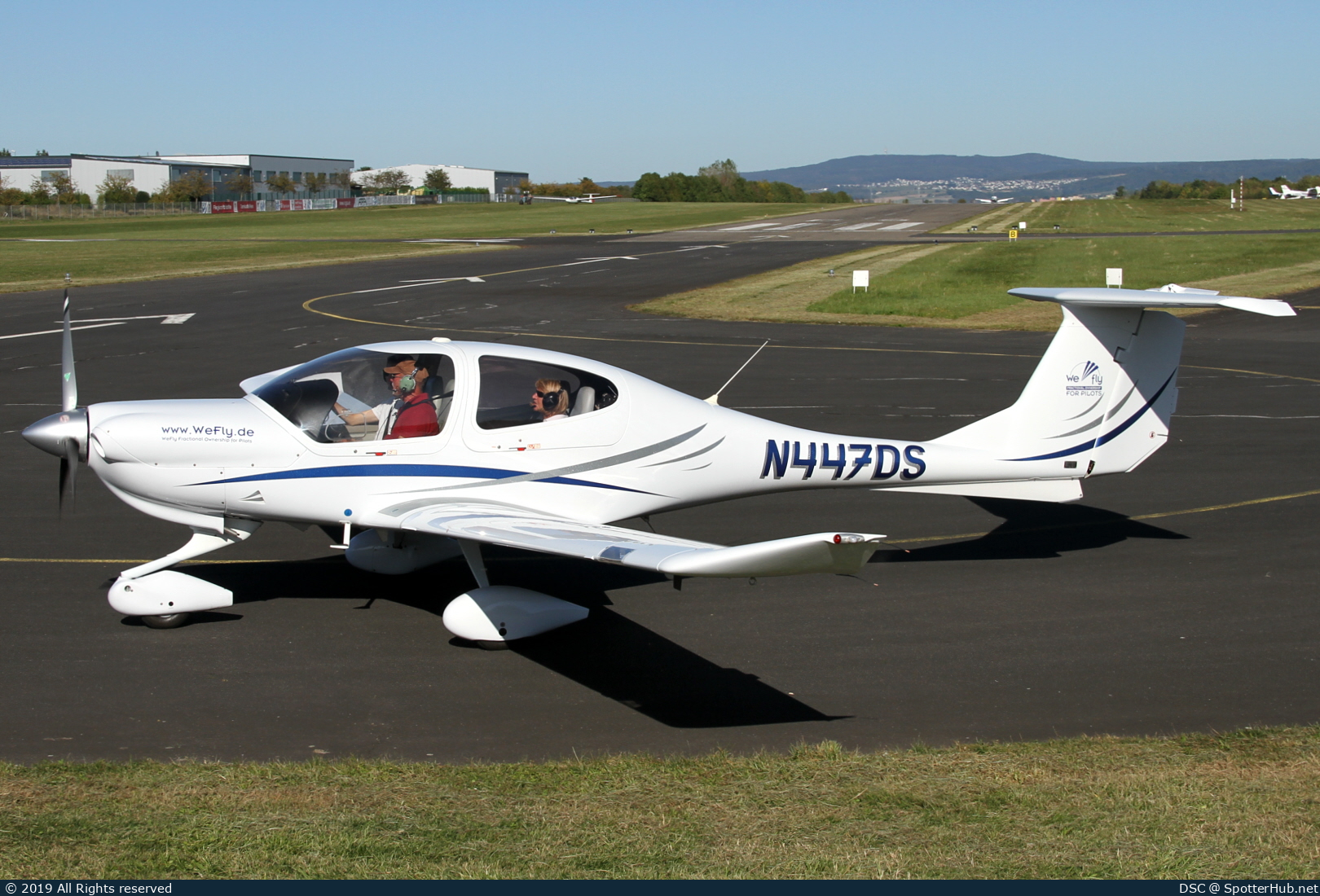 Photo of N447DS - Diamond DA40 Diamond Star operated by WeFly