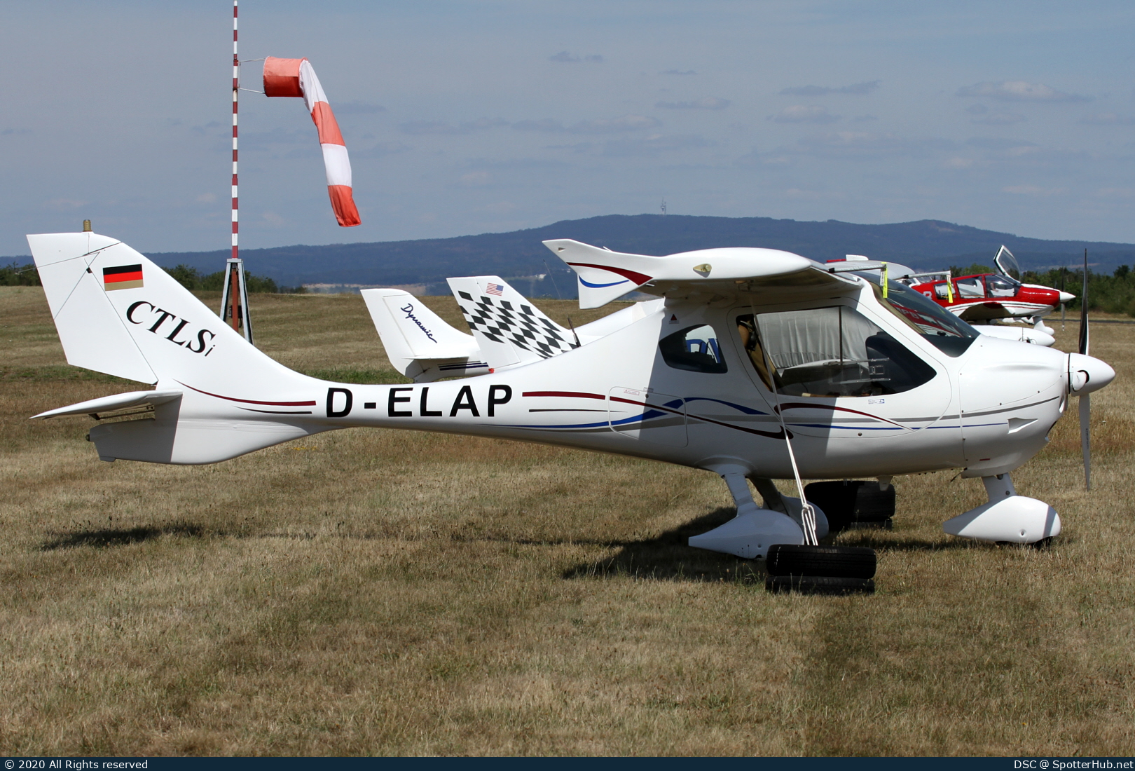 Photo of D-ELAP - Flight Design CTLSi operated by Private