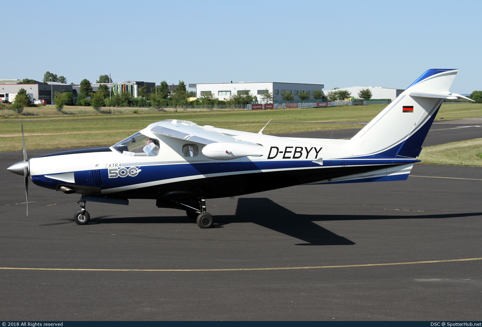 Photo of D-EBYY - Extra EA-500 operated by Private