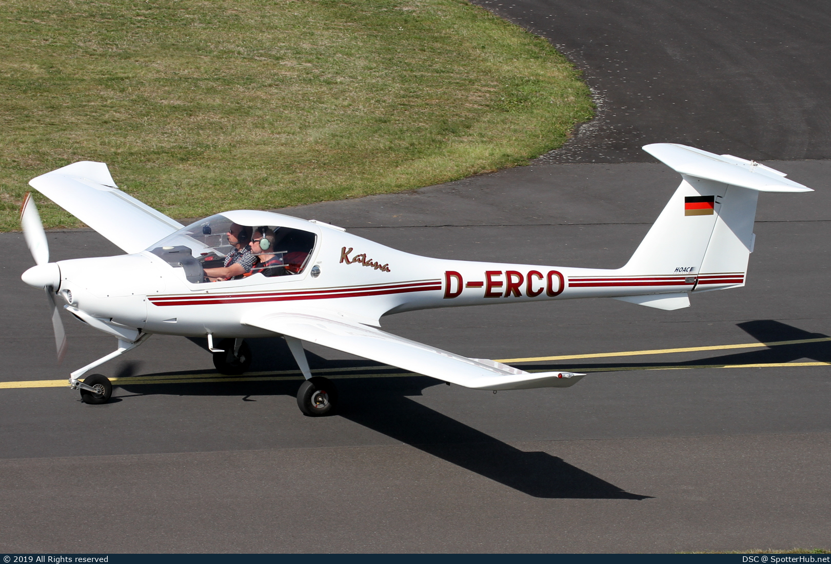 Photo of D-ERCO - Diamond DV20-A1 Katana operated by Private