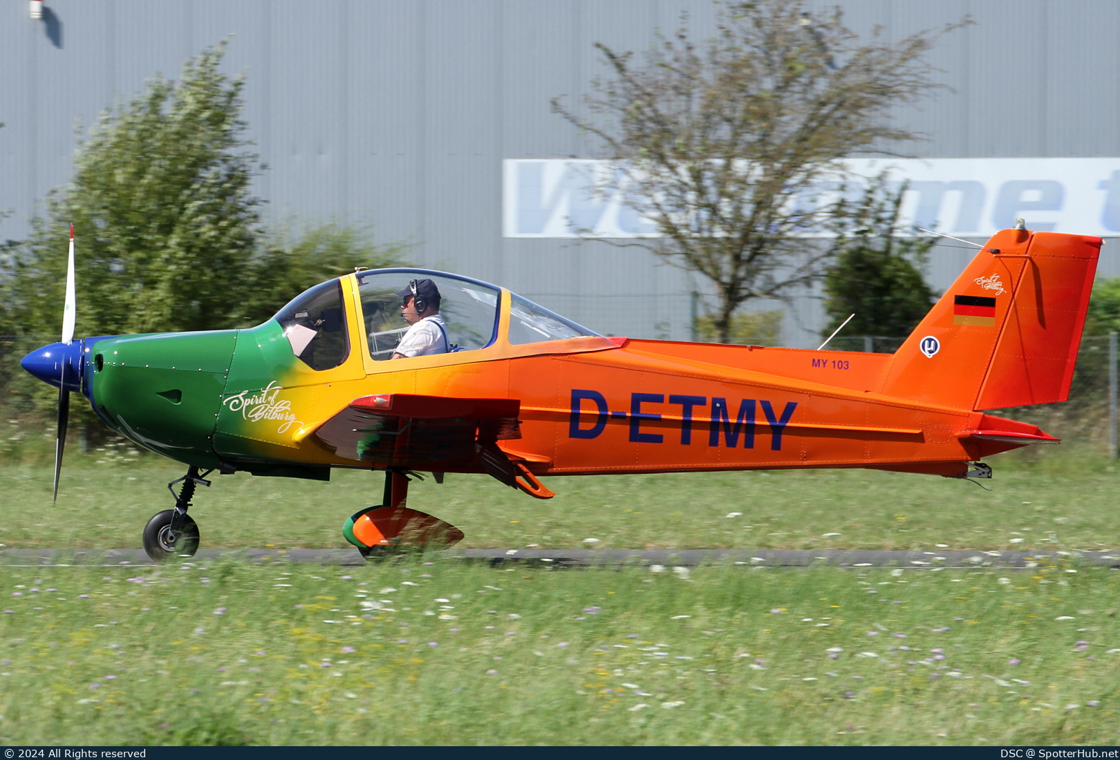 Photo of D-ETMY - Mylius My-103 Mistral operated by Private