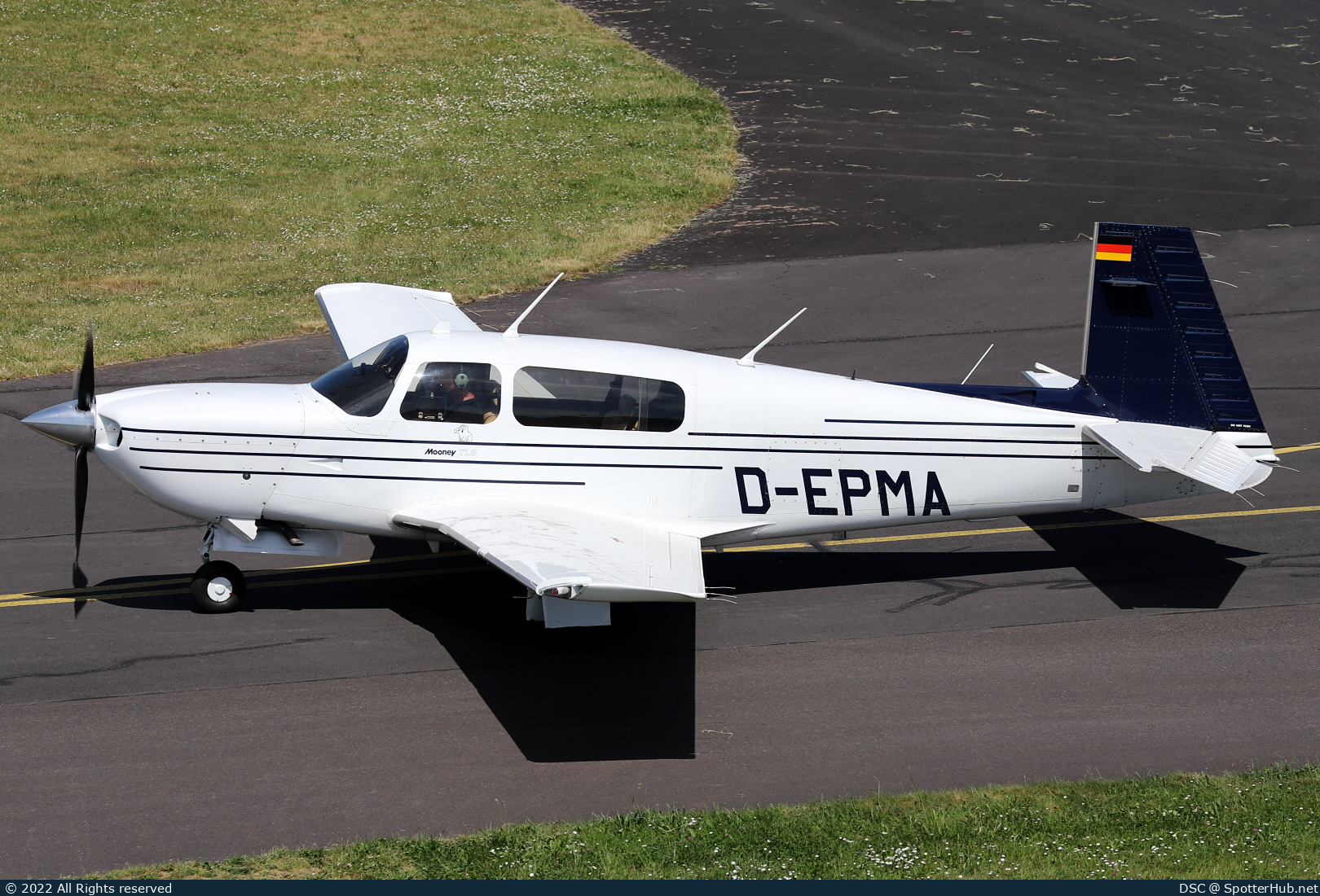 Photo of D-EPMA - Mooney M20M TLS operated by Private