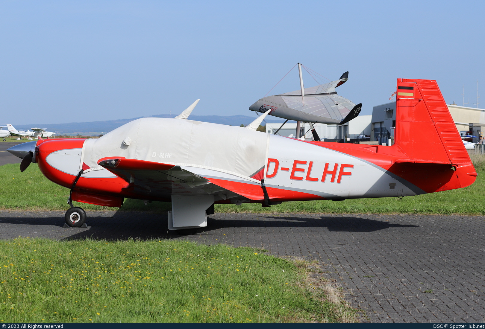 Photo of D-ELHF - Mooney M20J 201LM operated by Private