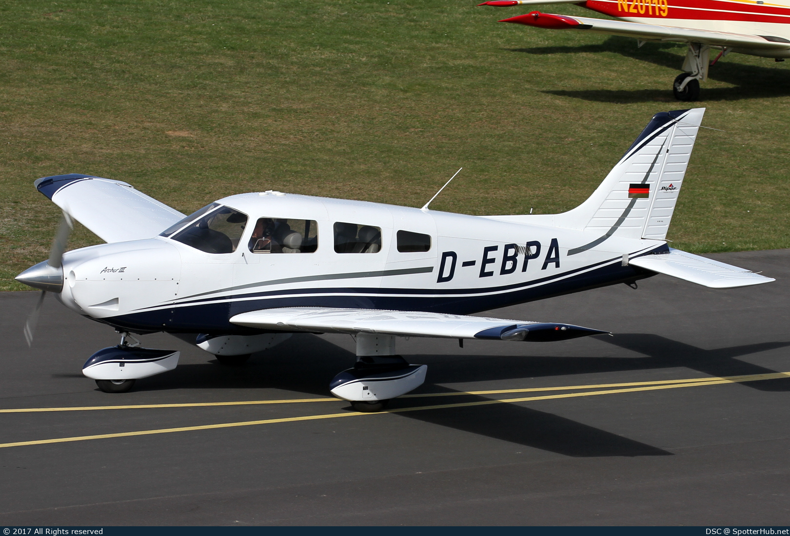 Photo of D-EBPA - Piper PA-28-181 Archer III operated by Private