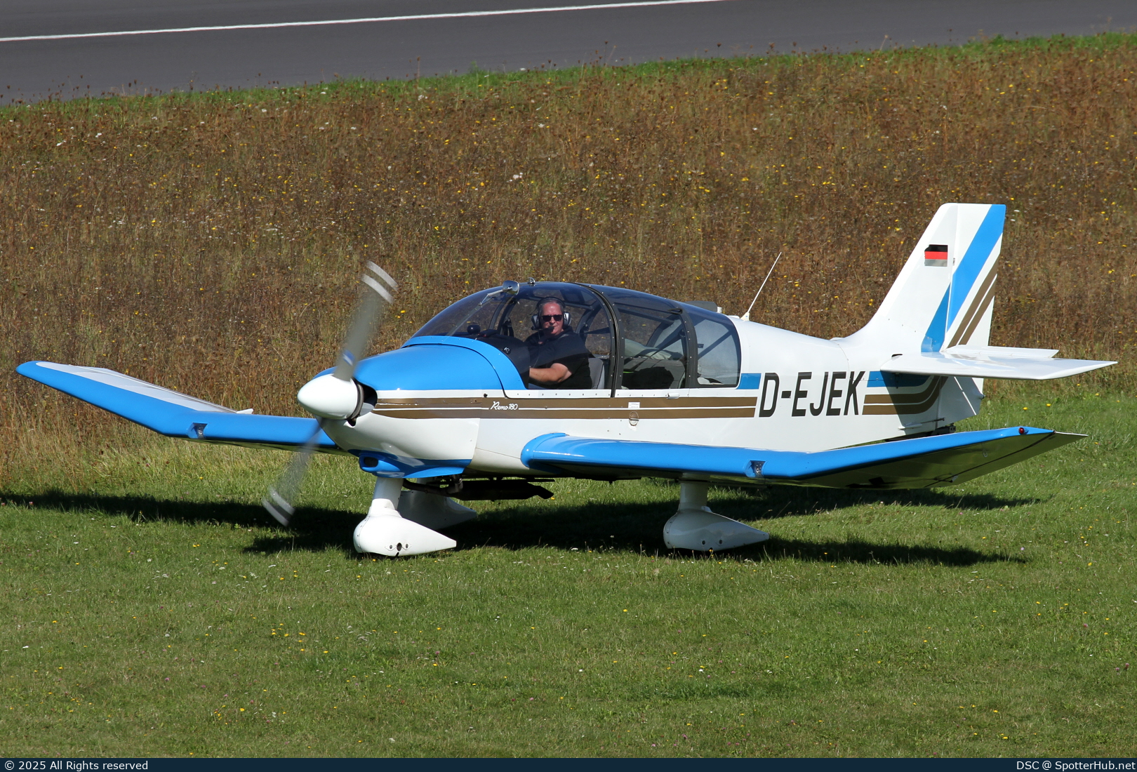 Full size image